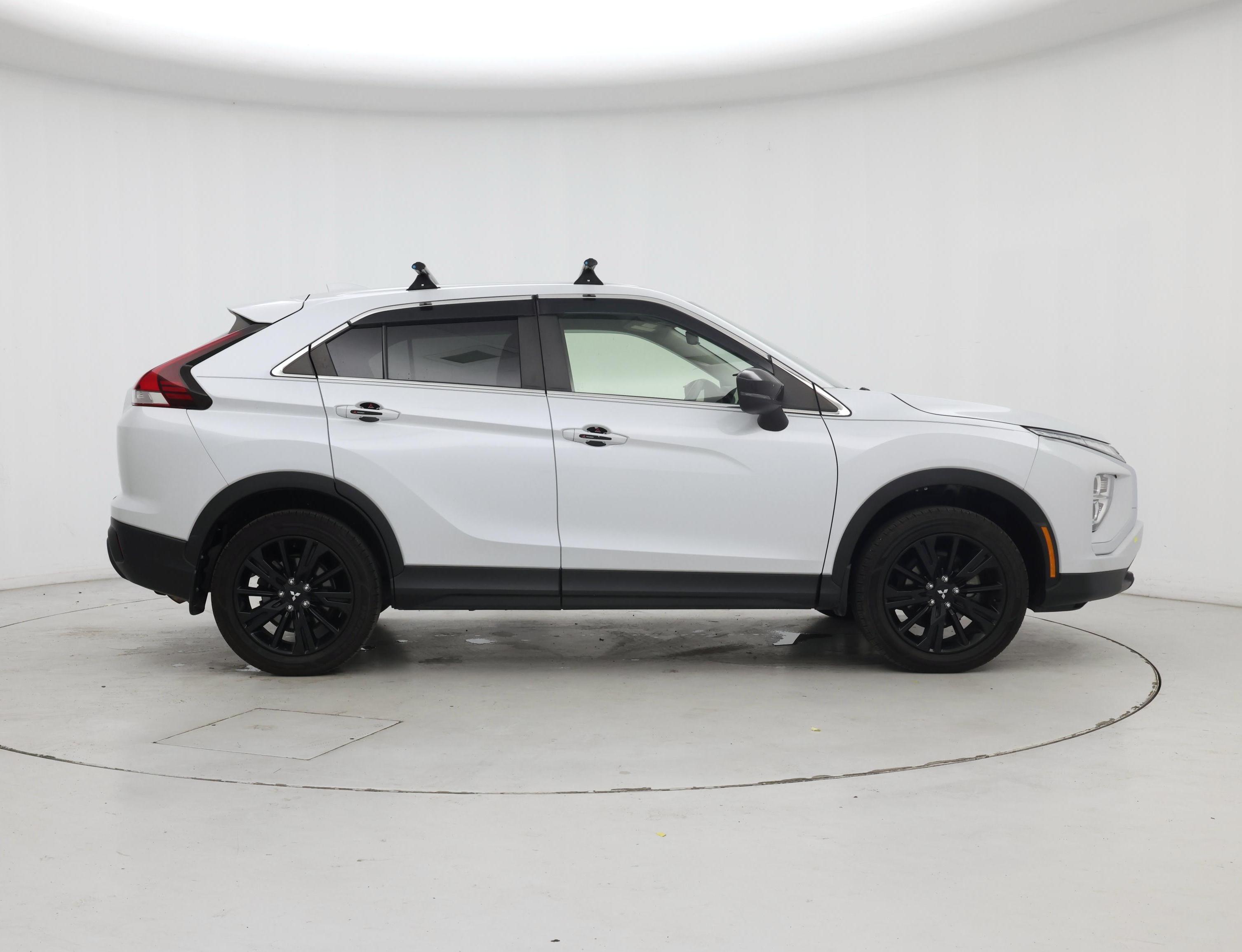 Thumbnail: 2023 Mitsubishi Eclipse Cross - 7