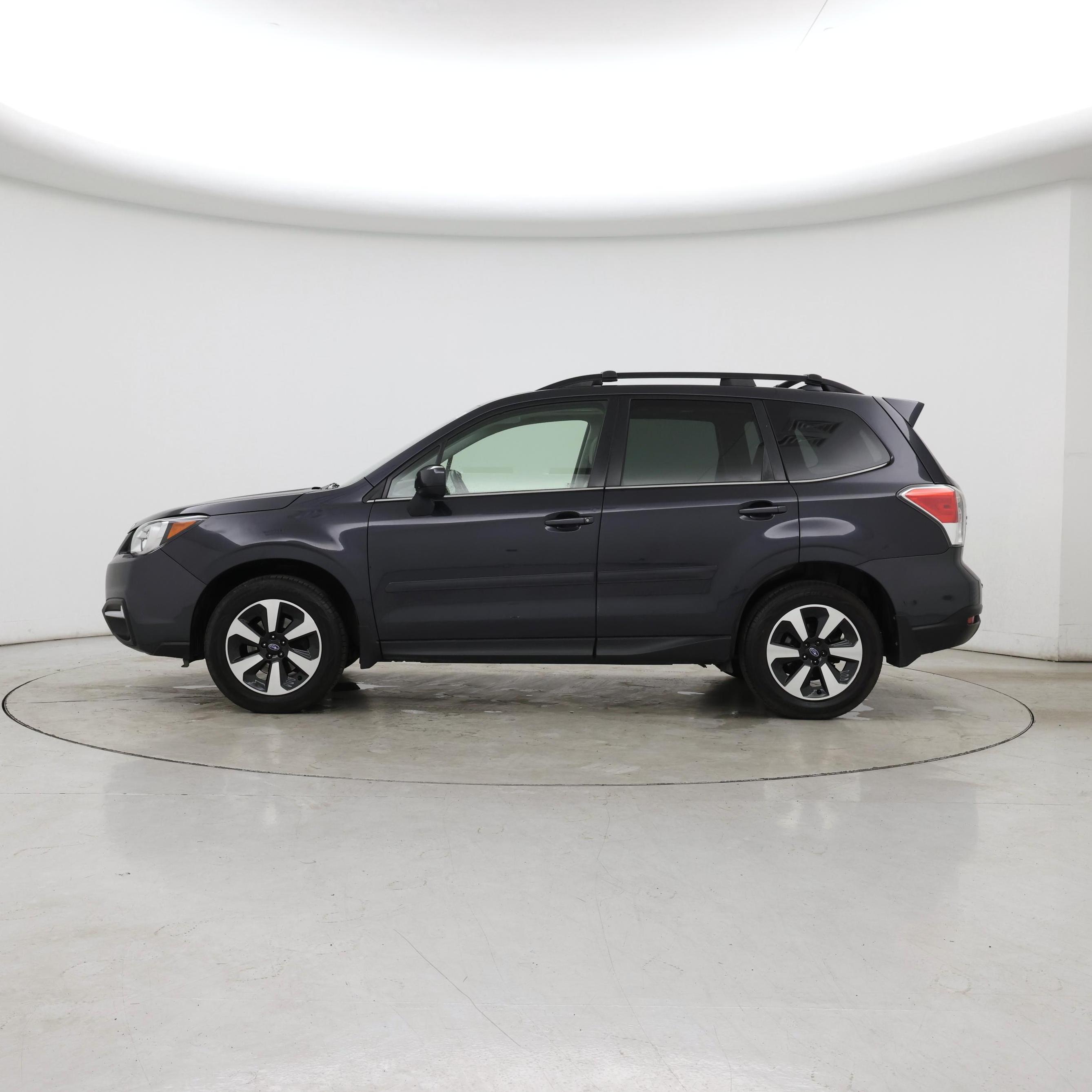 Thumbnail: 2018 Subaru Forester - 3