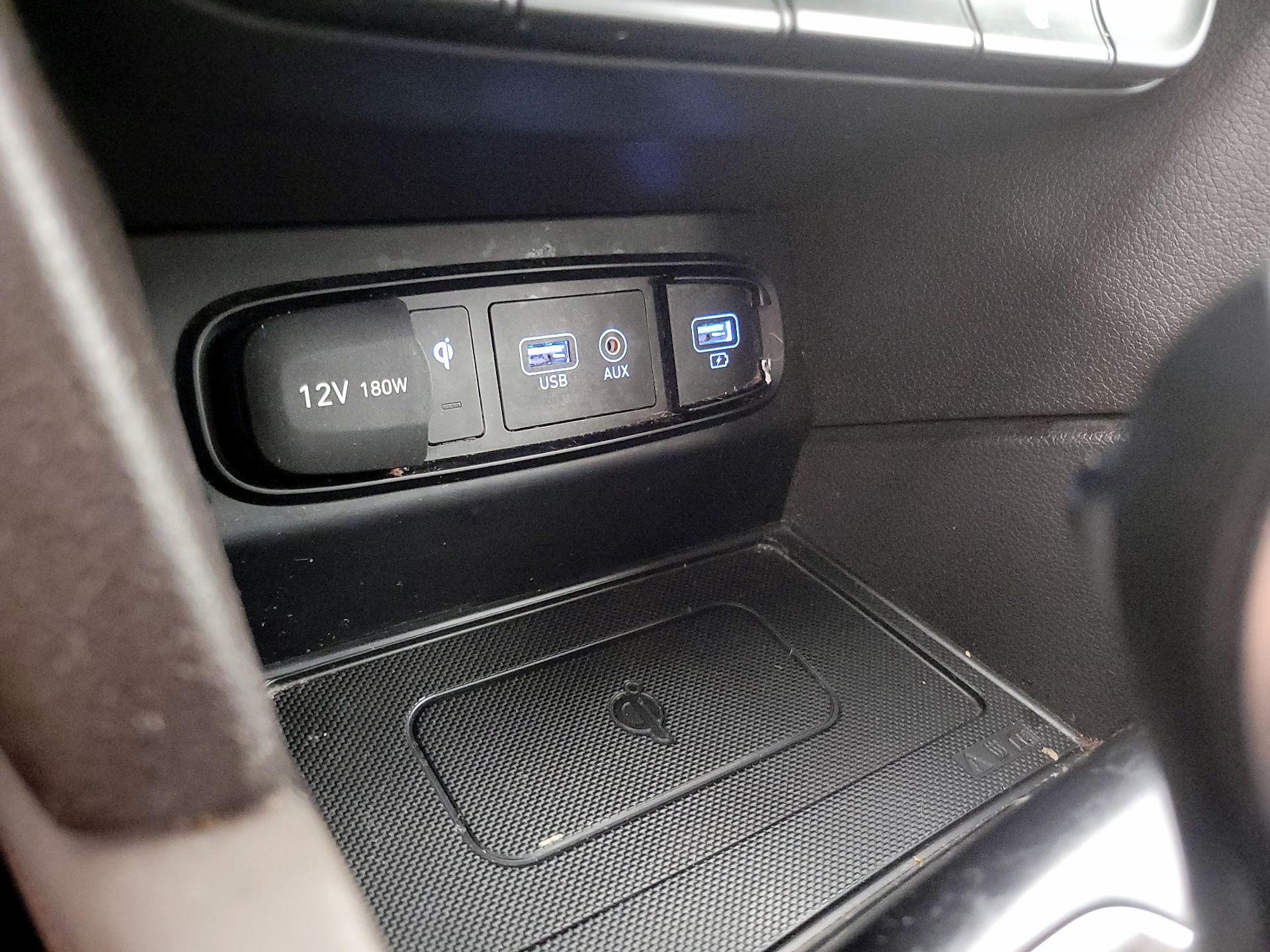 Thumbnail: 2020 Hyundai Santa Fe - 18