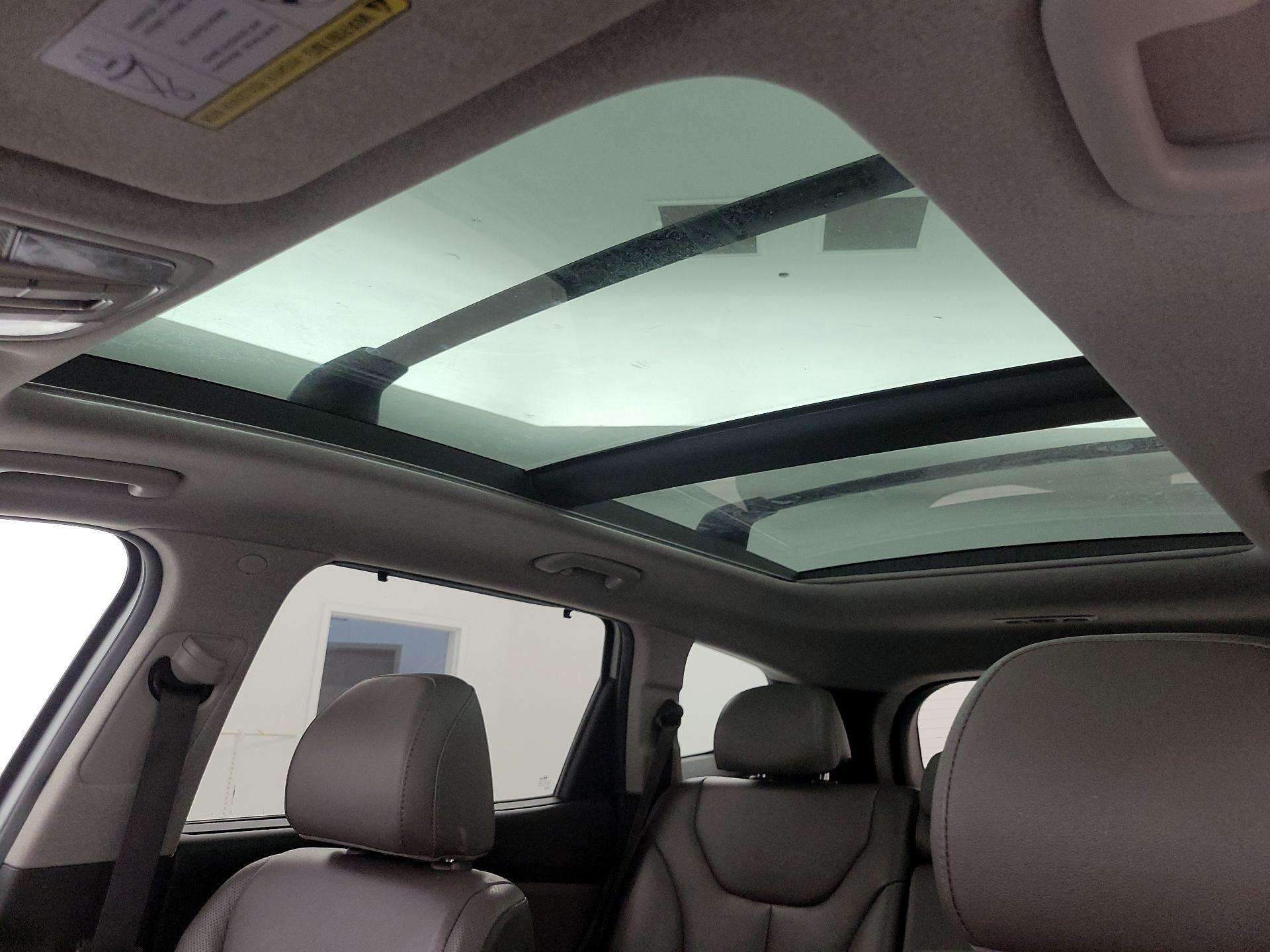 Thumbnail: 2020 Hyundai Santa Fe - 19