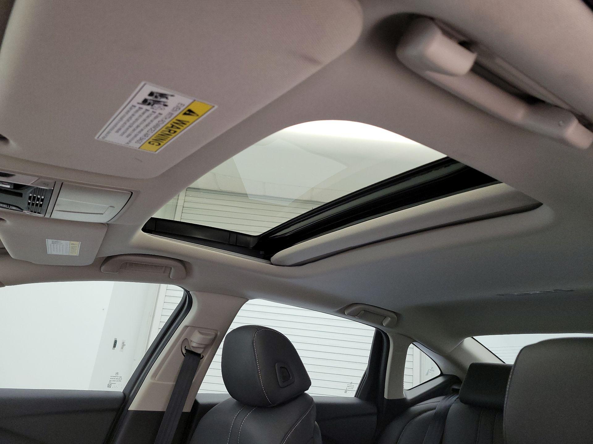 Thumbnail: 2024 Acura TLX - 20