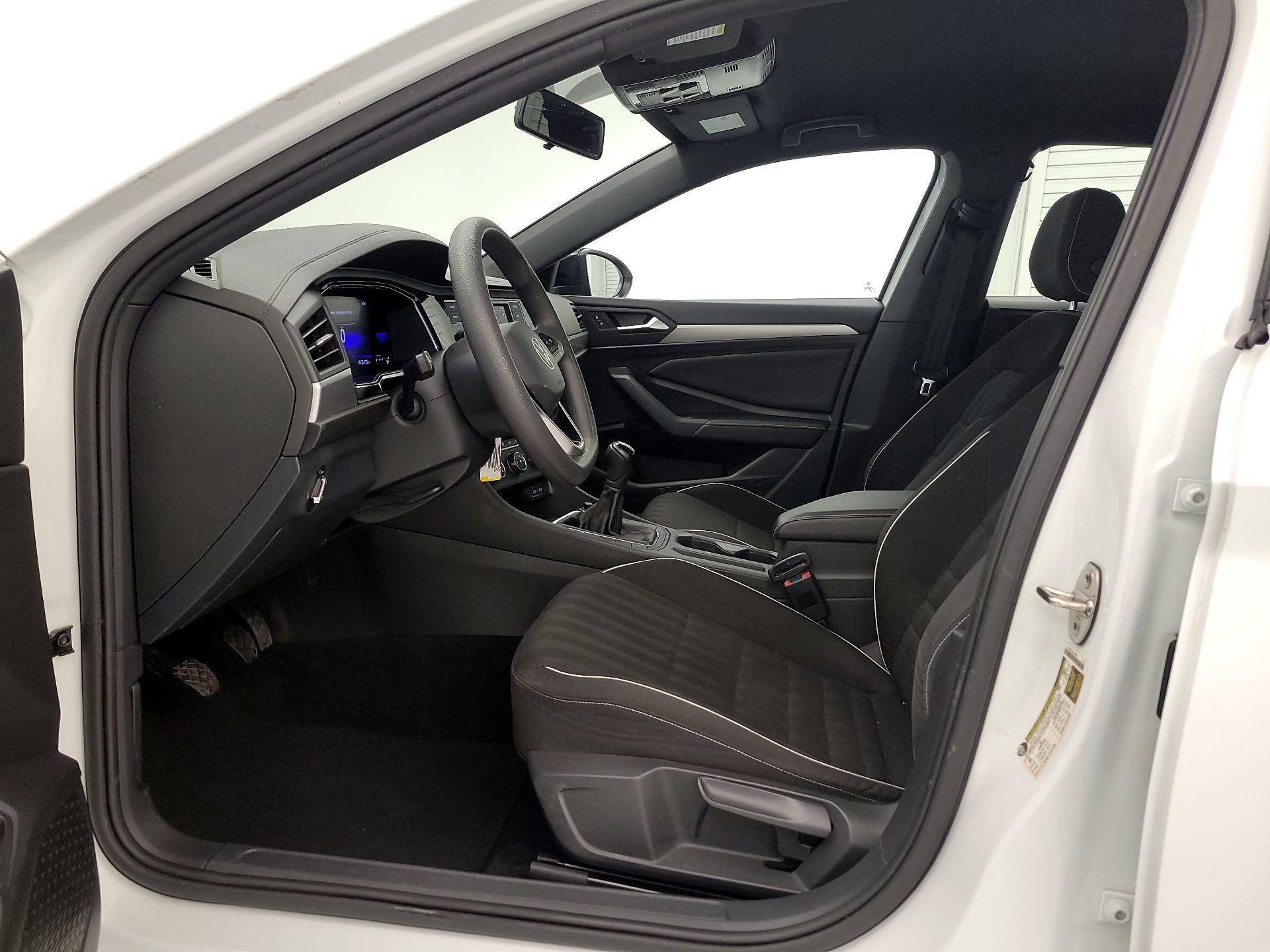 Thumbnail: 2022 Volkswagen Jetta - 11