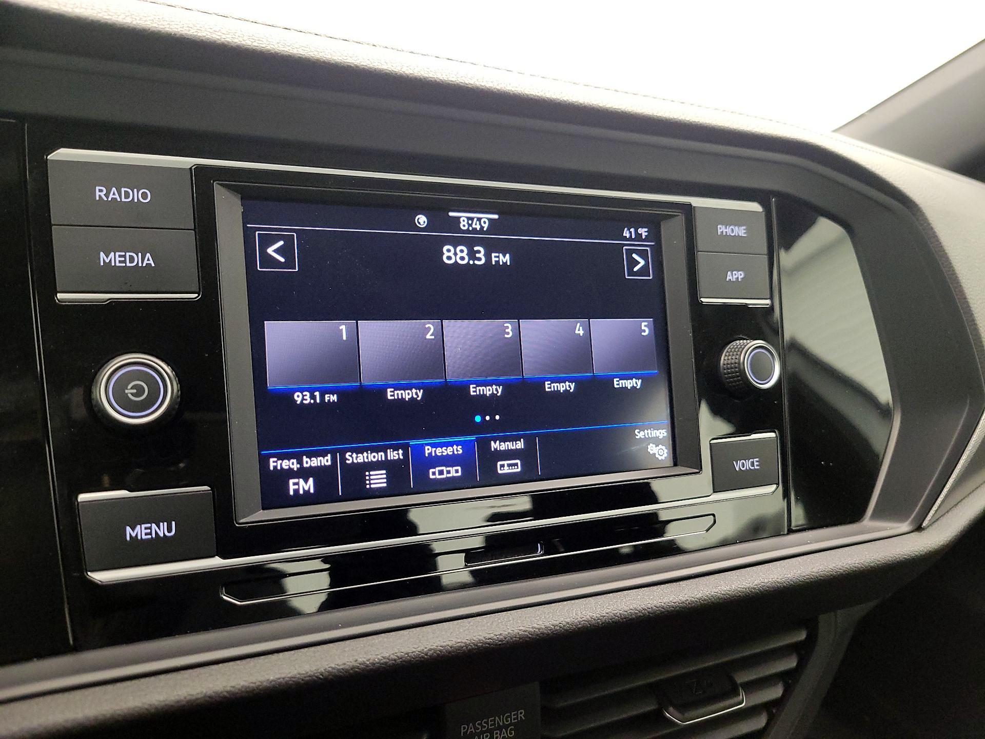 Thumbnail: 2022 Volkswagen Jetta - 15