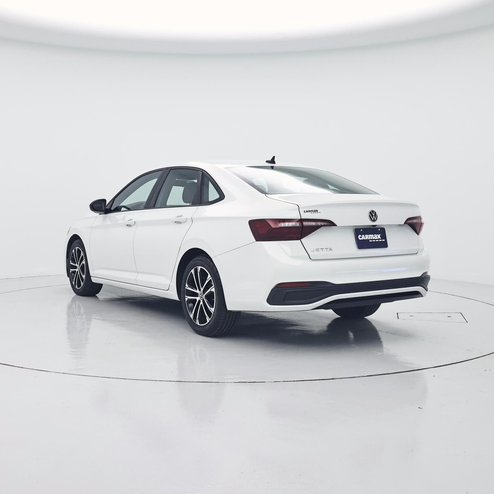 Thumbnail: 2022 Volkswagen Jetta - 2