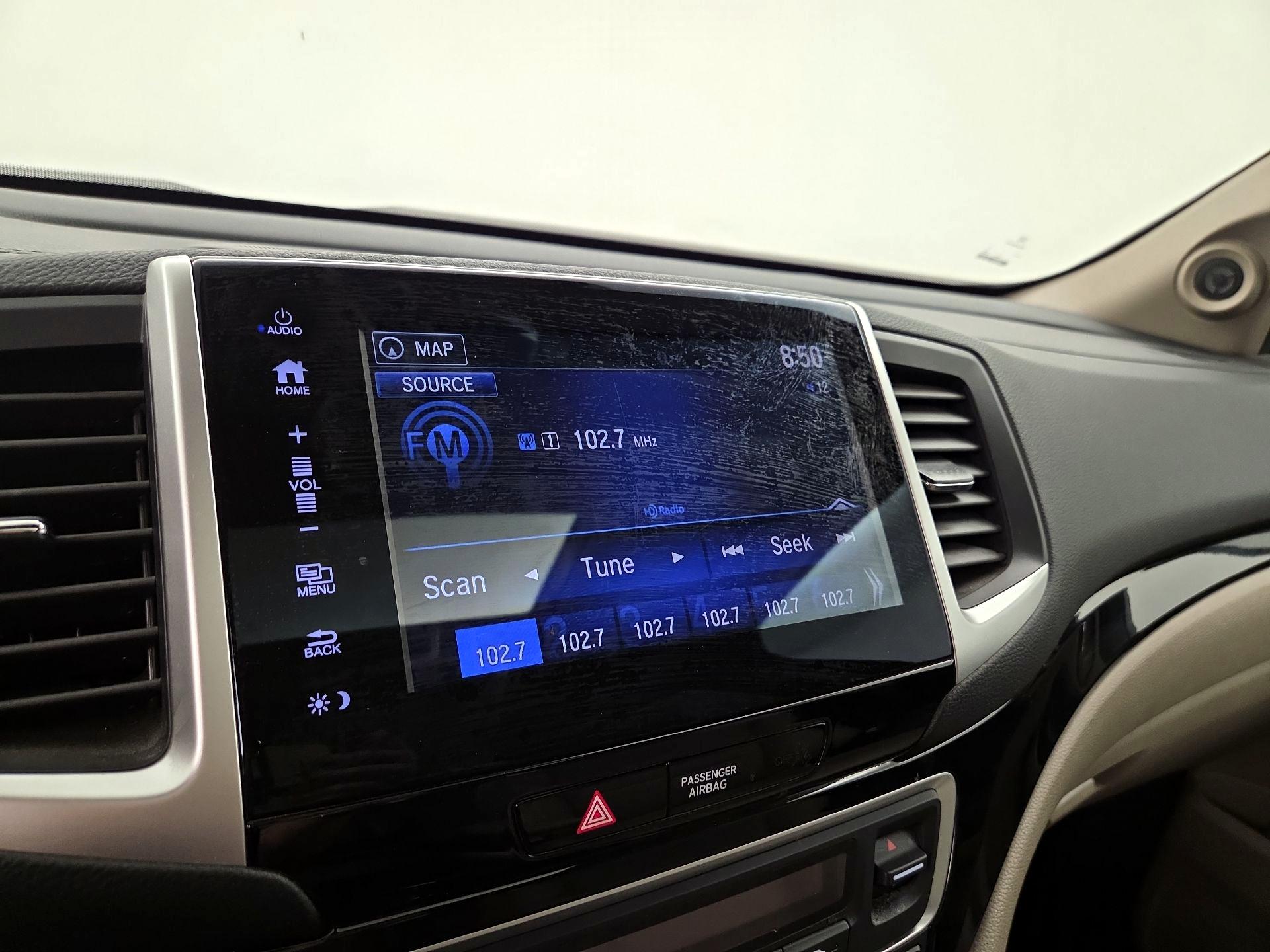 Thumbnail: 2017 Honda Ridgeline - 15