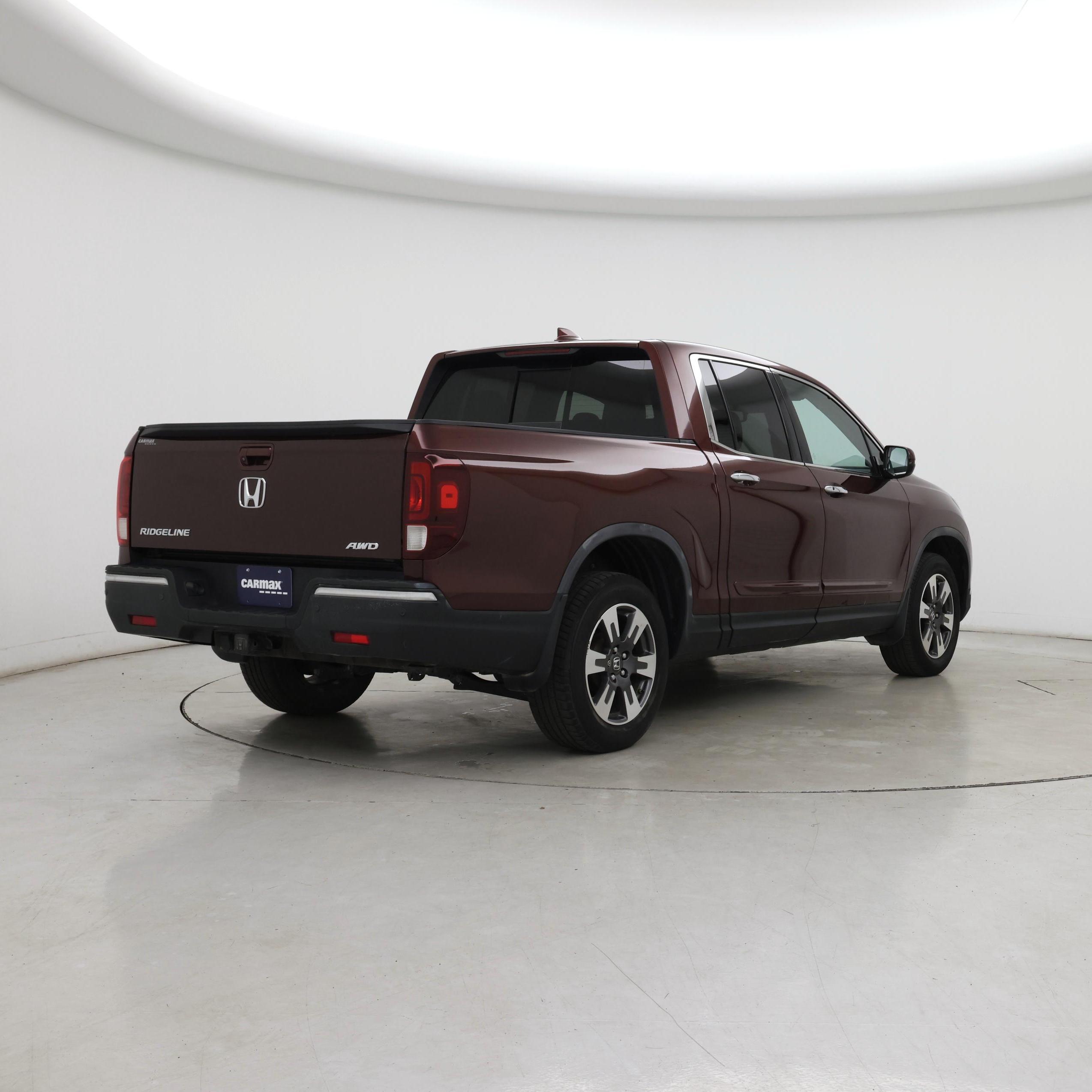 Thumbnail: 2017 Honda Ridgeline - 8