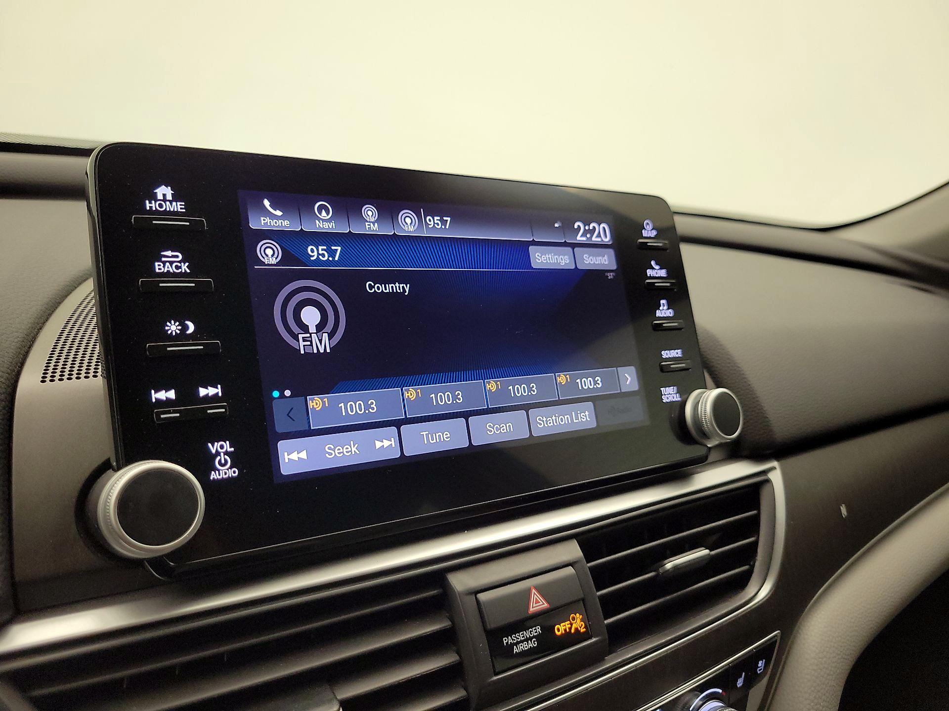 Thumbnail: 2018 Honda Accord - 16