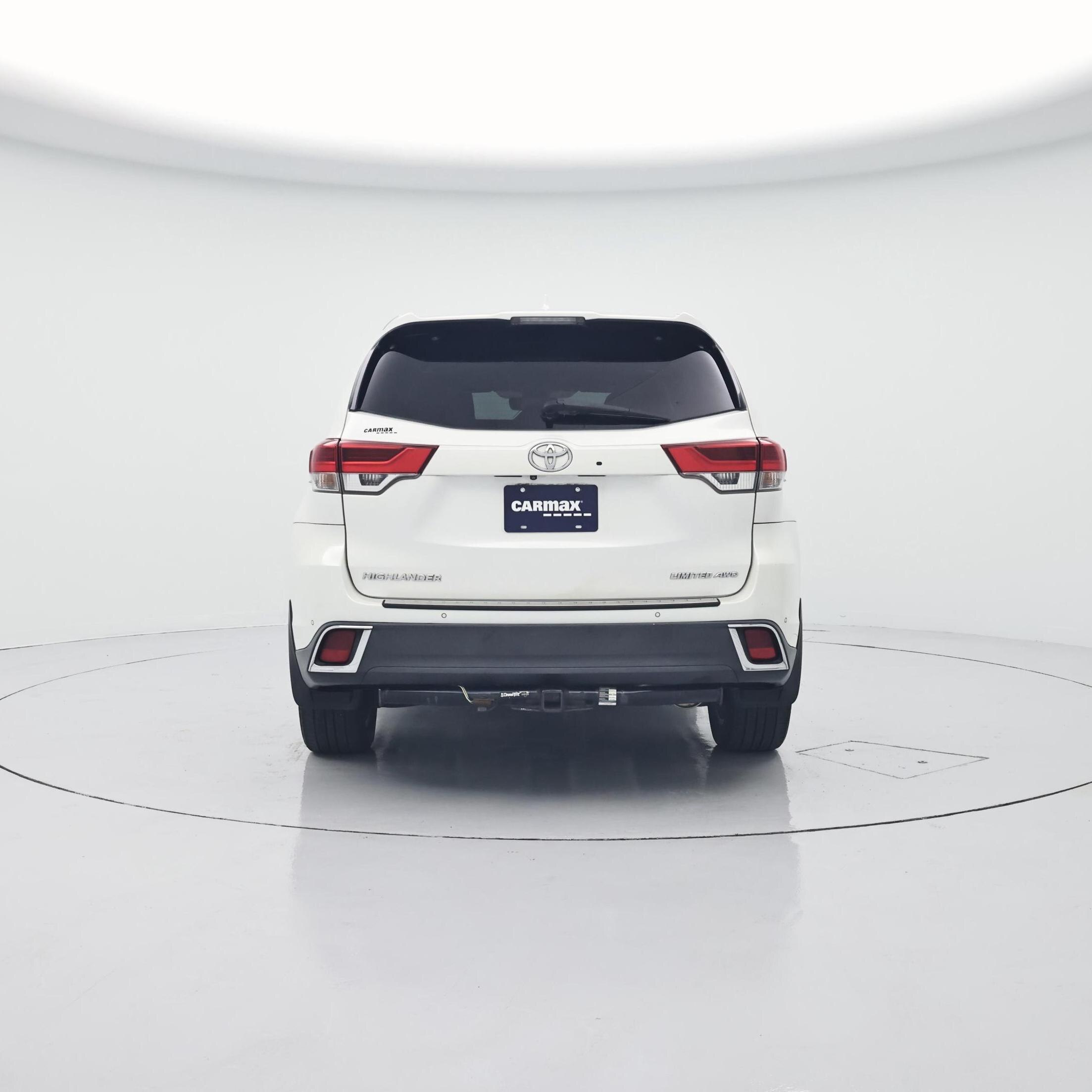 Thumbnail: 2017 Toyota Highlander - 6