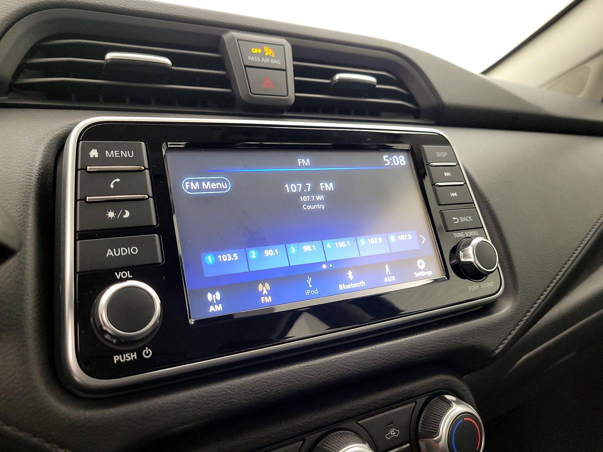 Thumbnail: 2020 Nissan Versa - 15