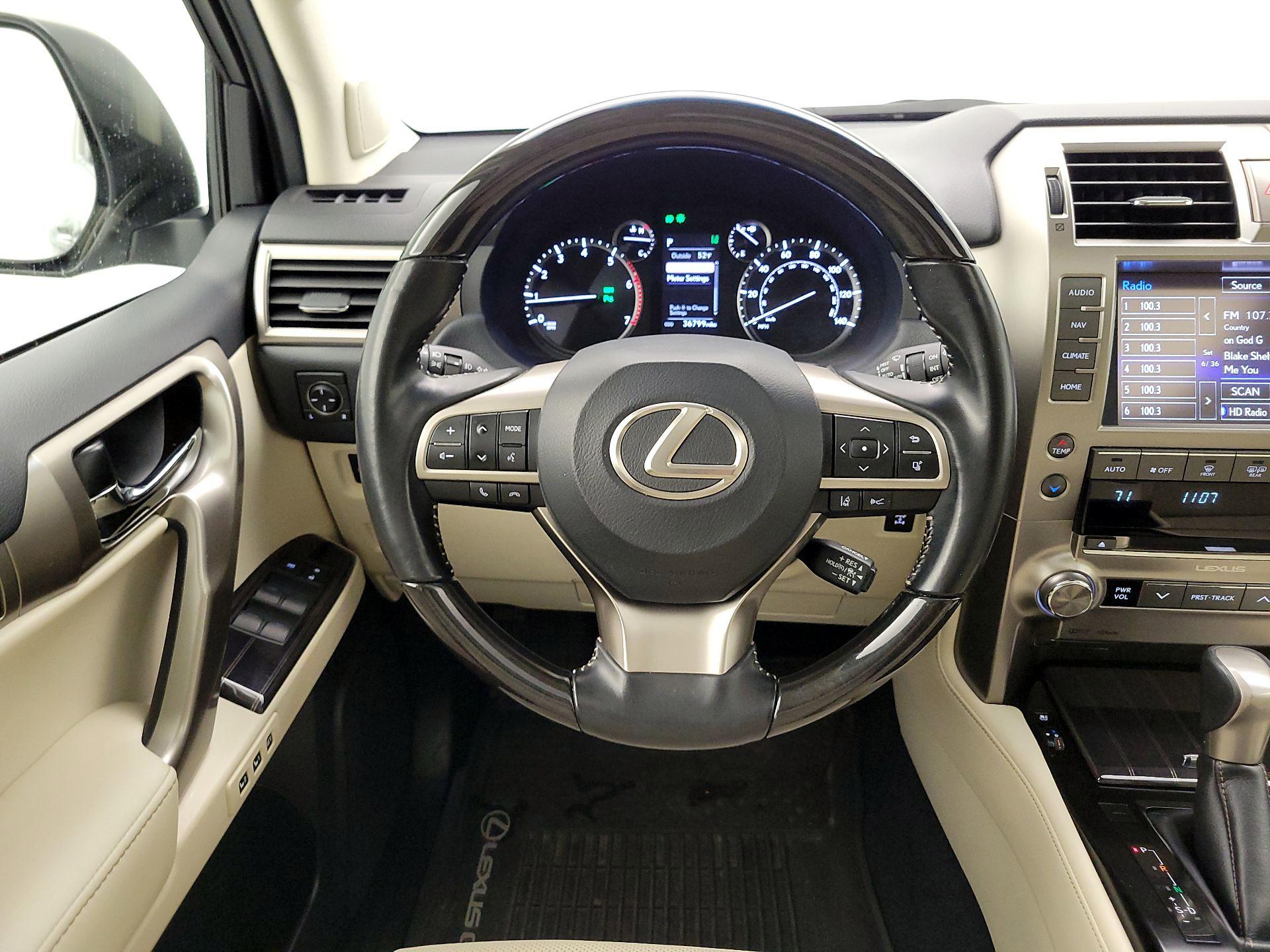 Thumbnail: 2020 Lexus GX - 10