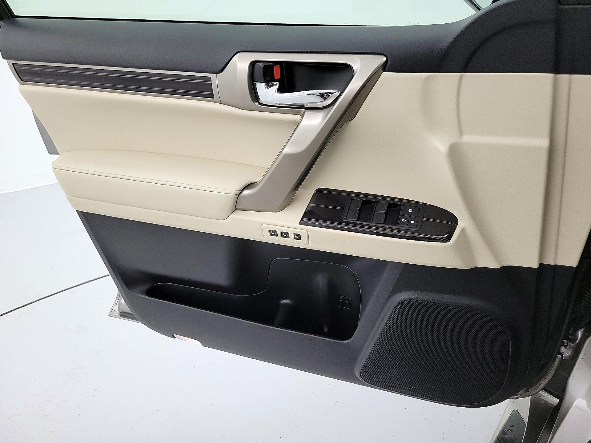 Thumbnail: 2020 Lexus GX - 12