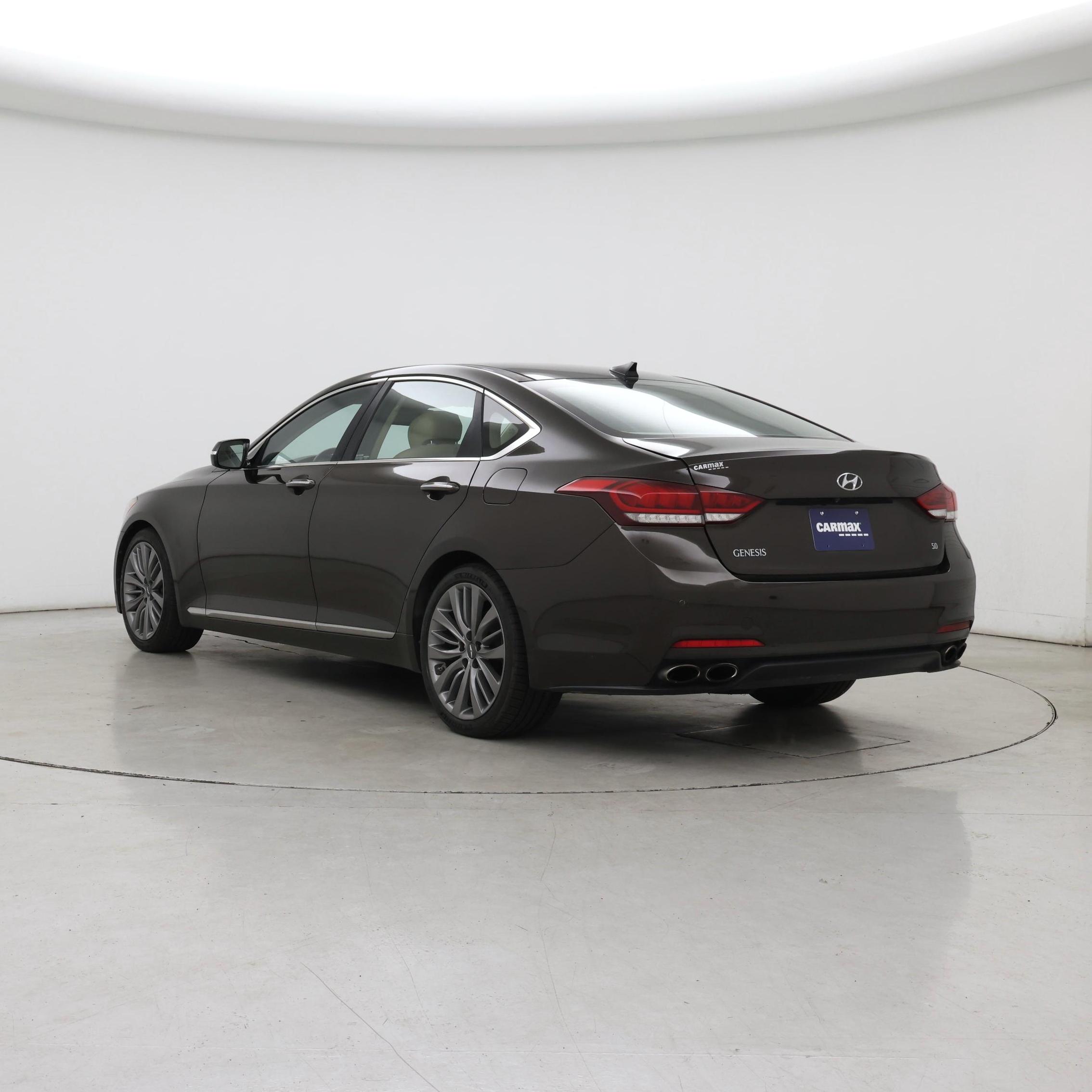 Thumbnail: 2015 Hyundai Genesis - 2