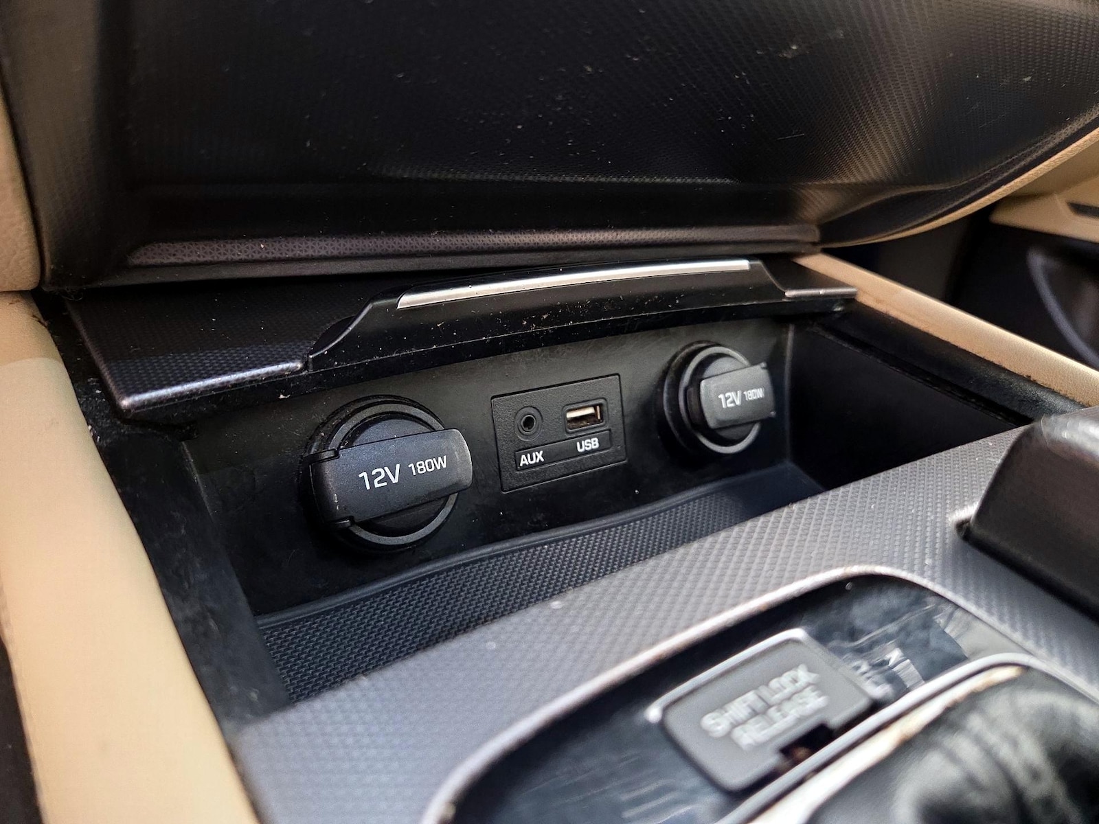 2015 Hyundai Genesis Base - Photo 20