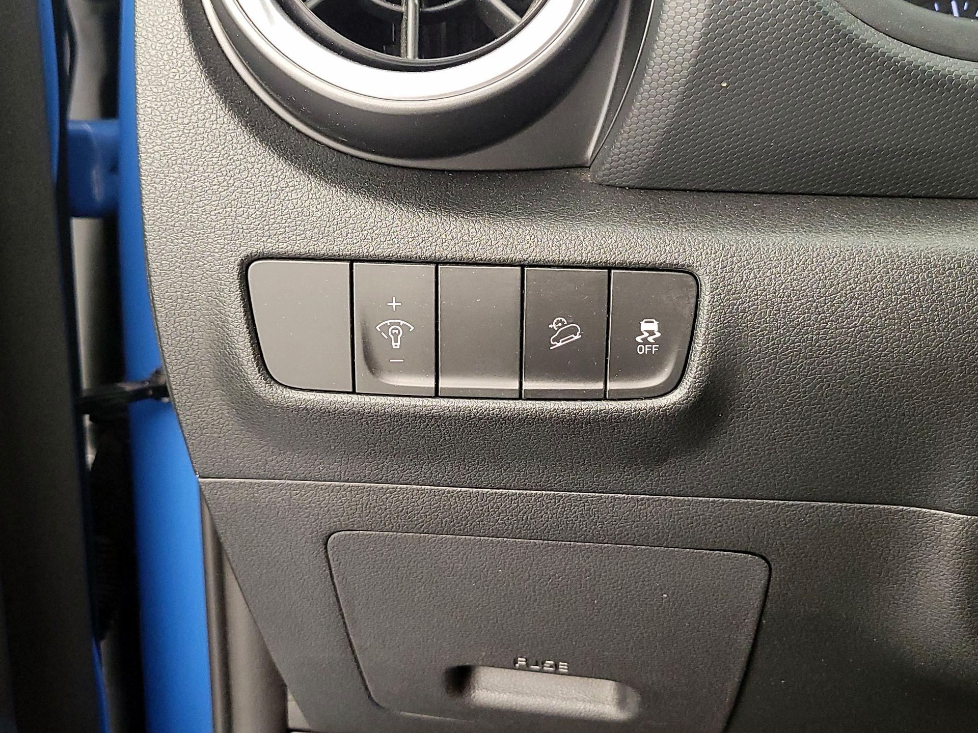 Thumbnail: 2022 Hyundai Kona - 13