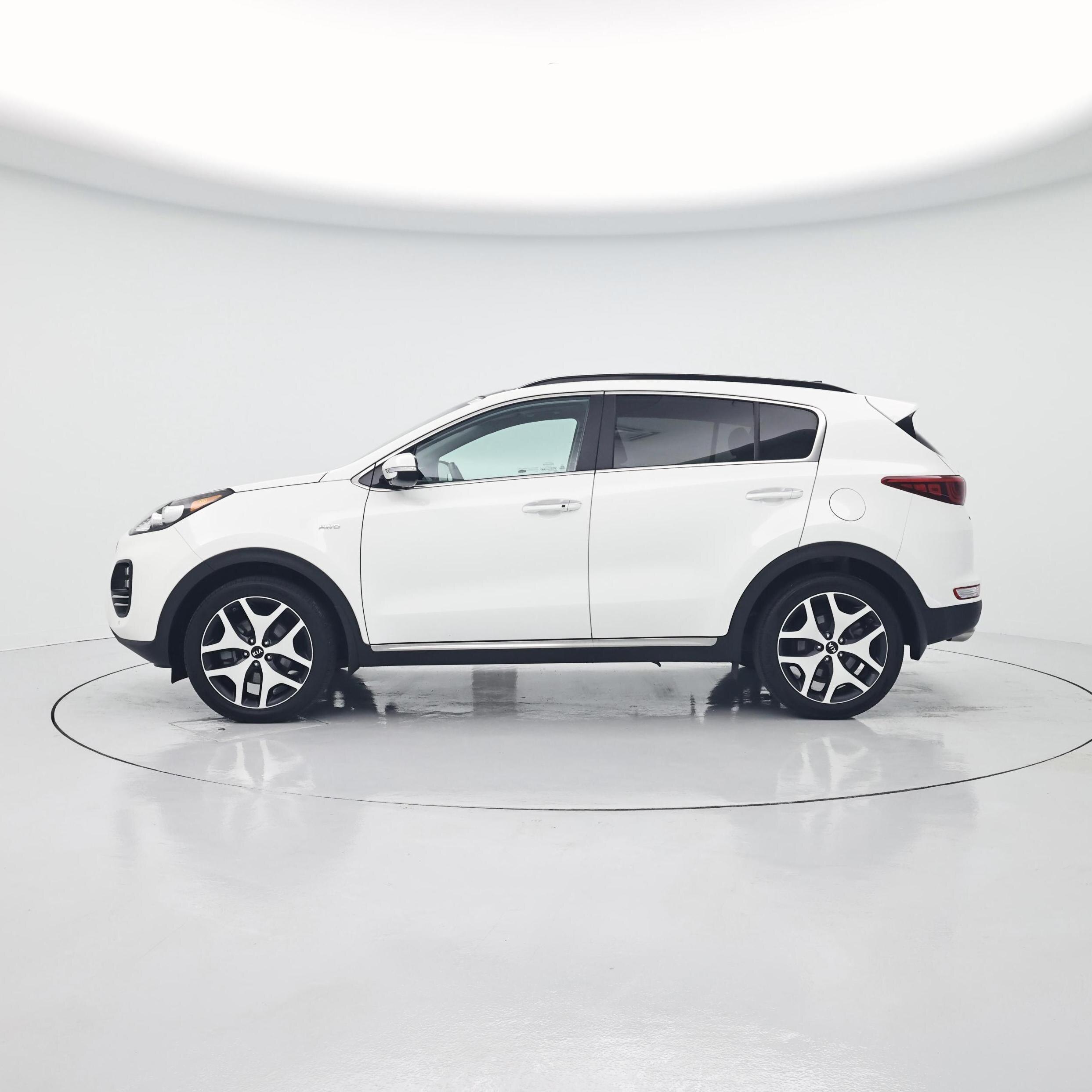 Thumbnail: 2018 Kia Sportage - 3