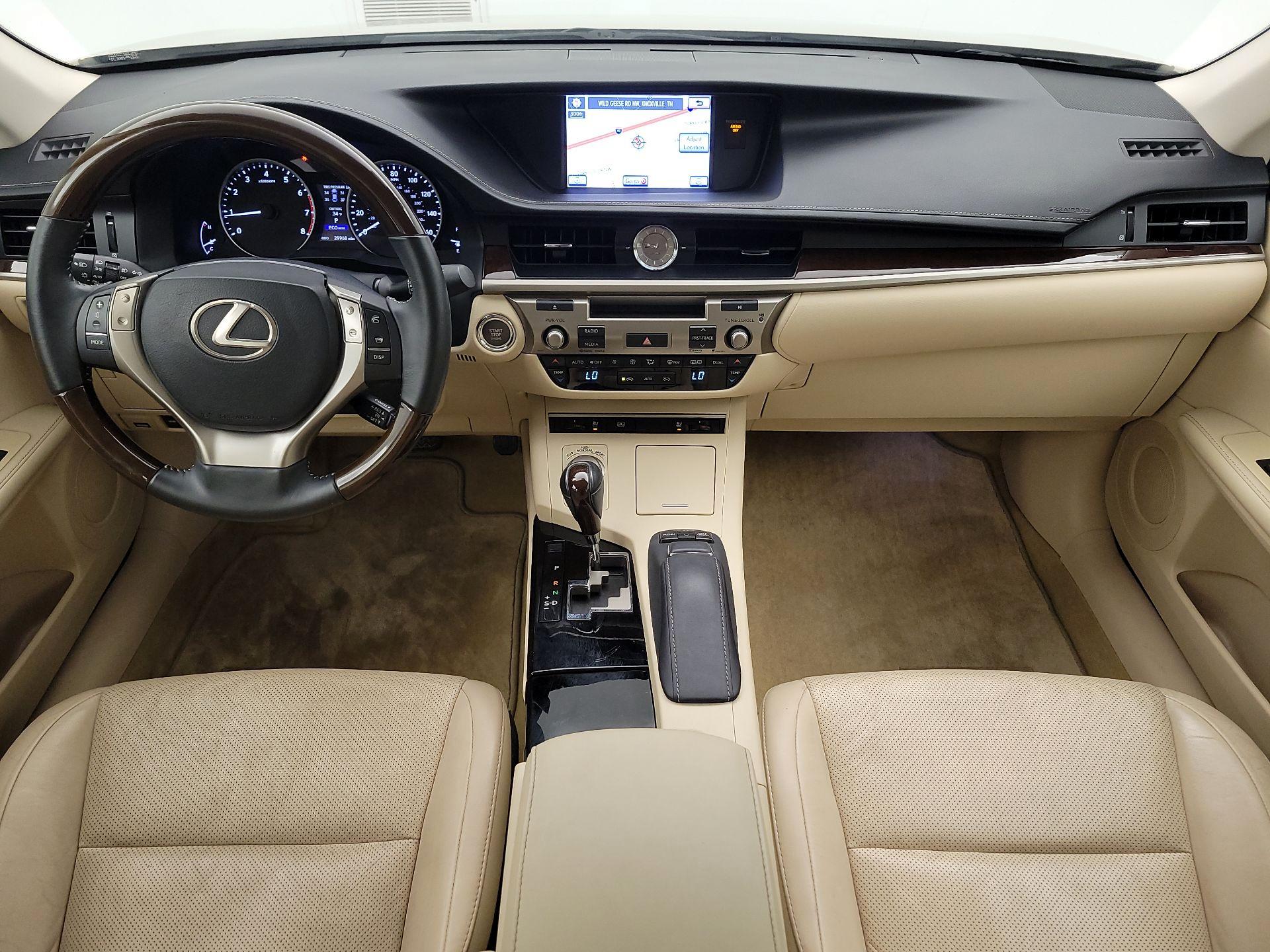 Thumbnail: 2014 Lexus ES - 9