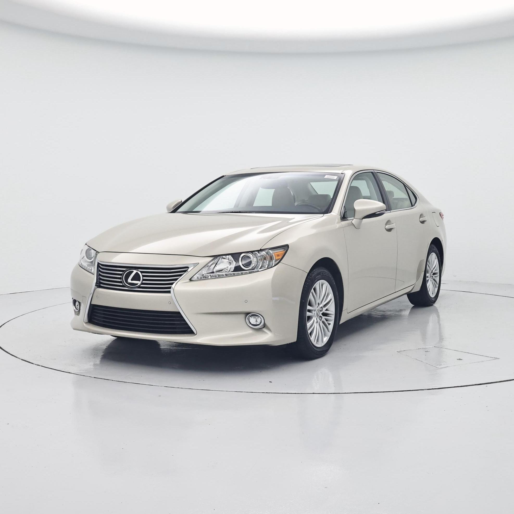 Thumbnail: 2014 Lexus ES - 4