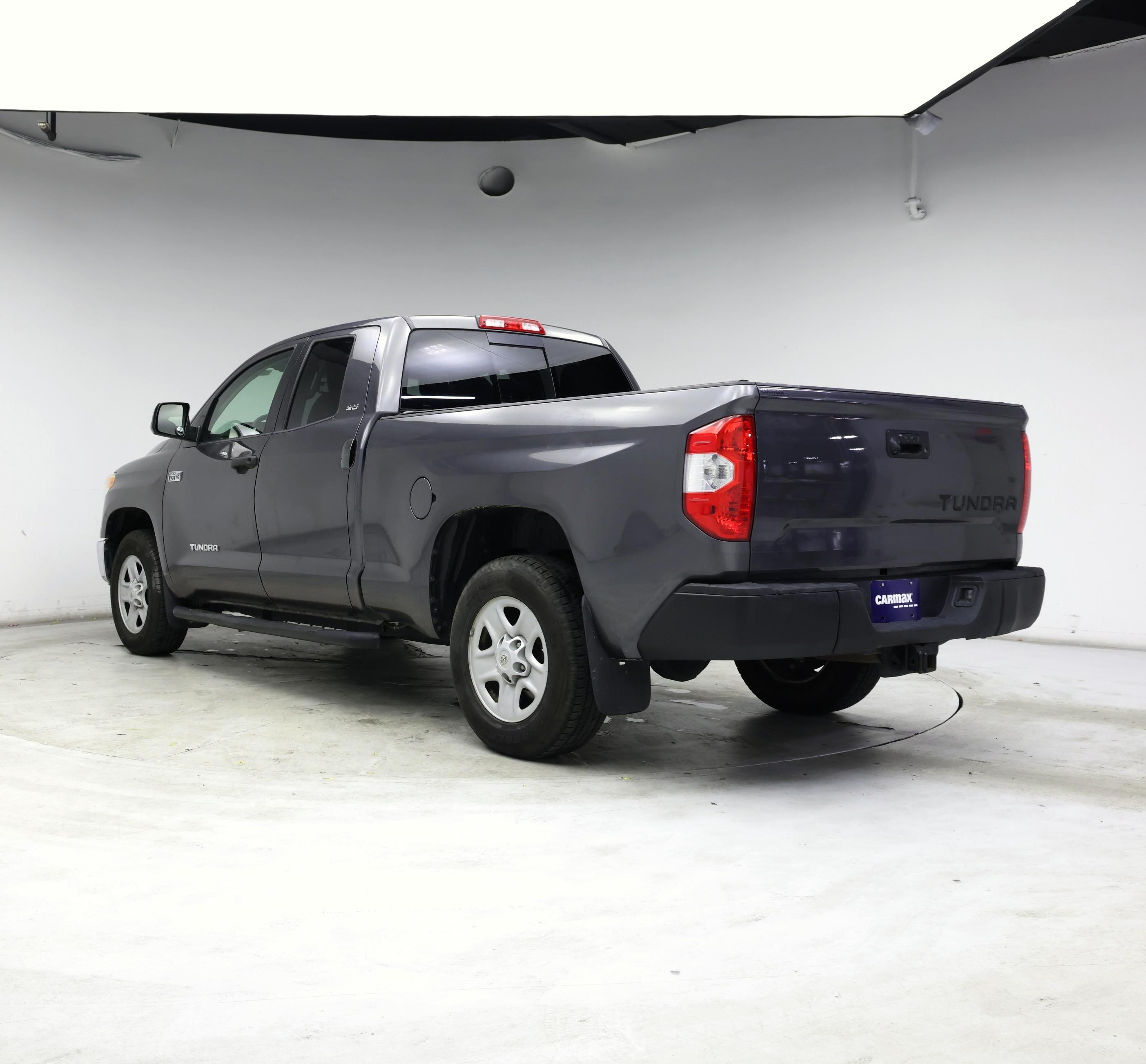 Thumbnail: 2015 Toyota Tundra - 2