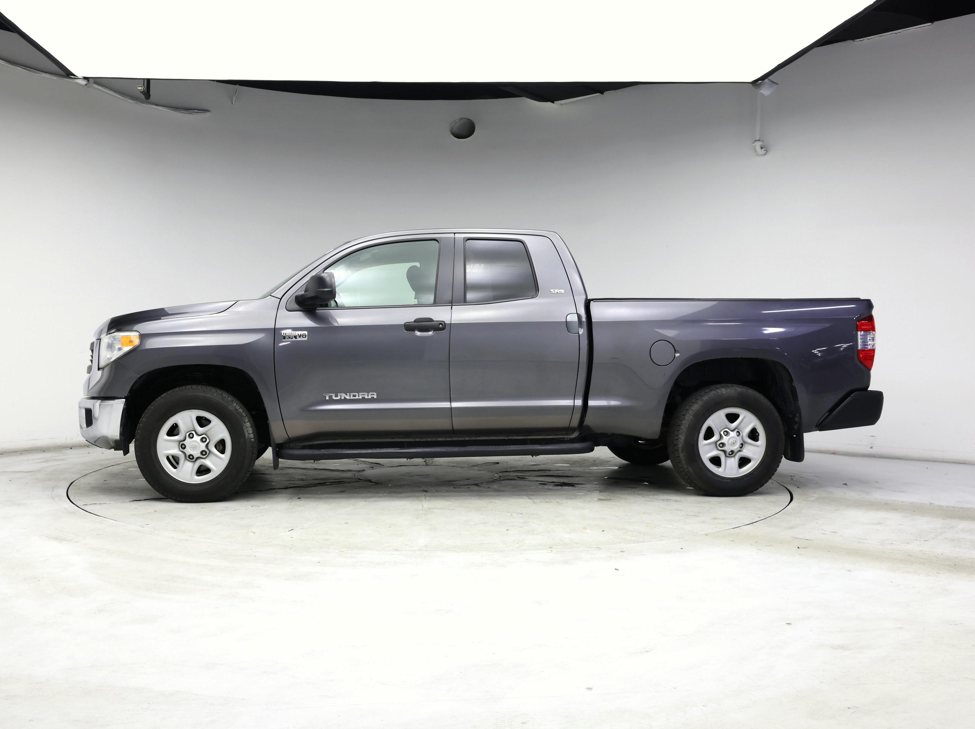 Thumbnail: 2015 Toyota Tundra - 3