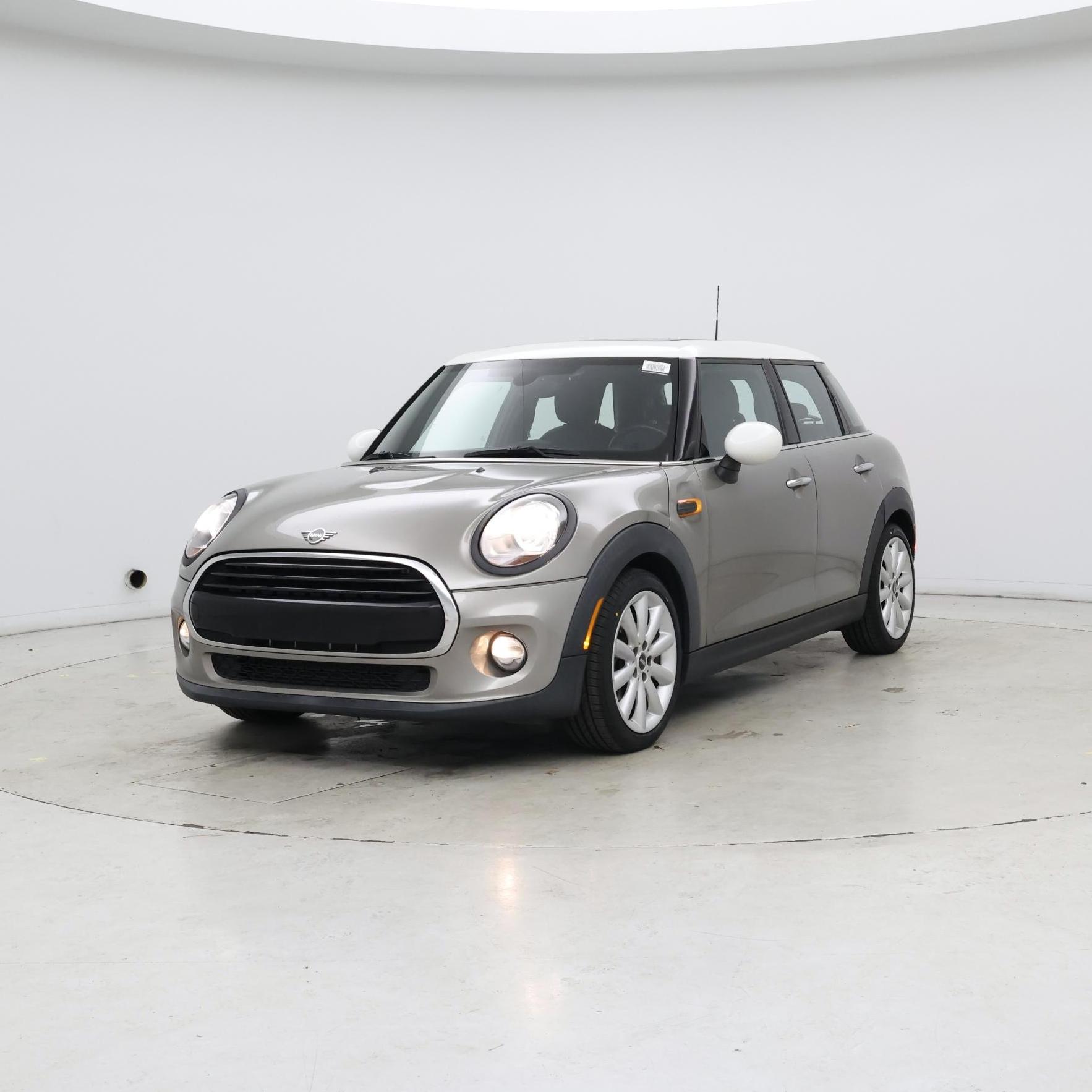 Thumbnail: 2019 MINI Cooper Hardtop - 4