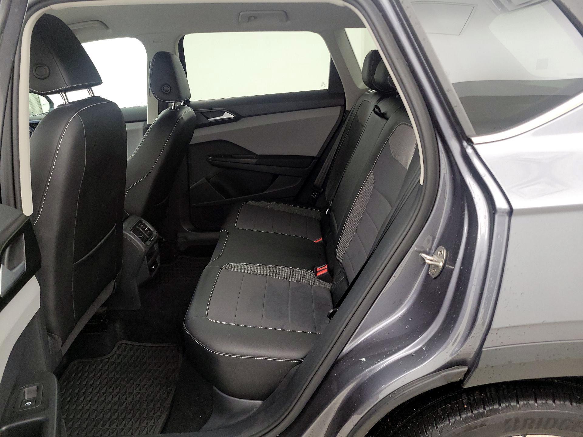 Thumbnail: 2022 Volkswagen Taos - 19