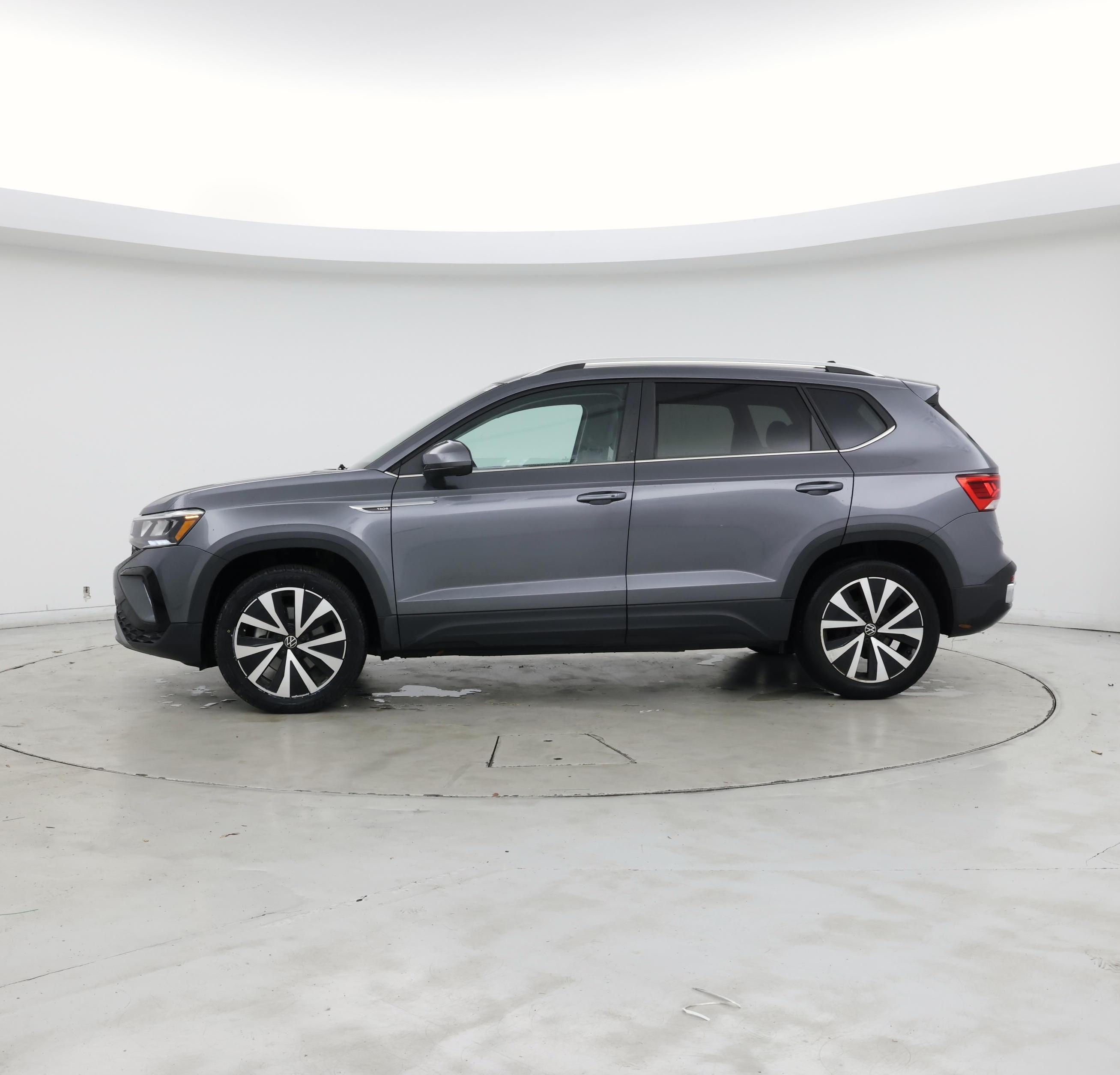 Thumbnail: 2022 Volkswagen Taos - 3