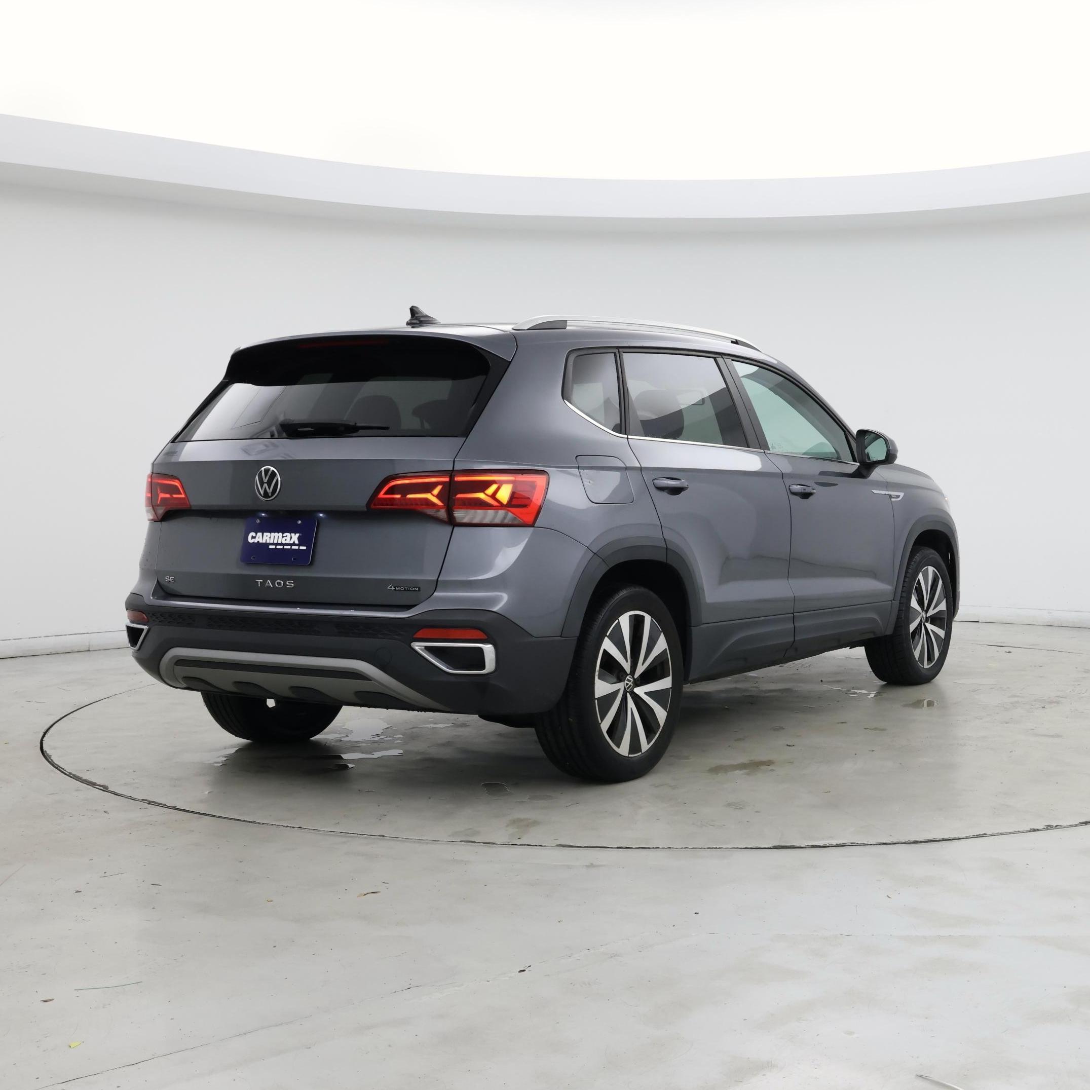 Thumbnail: 2022 Volkswagen Taos - 8