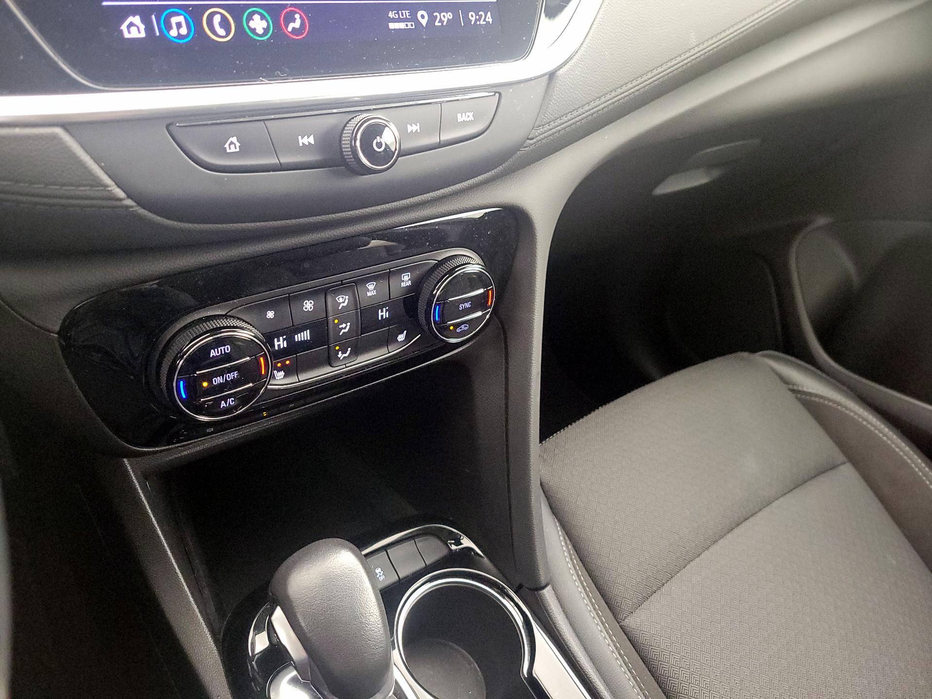 Thumbnail: 2022 Buick Encore GX - 15