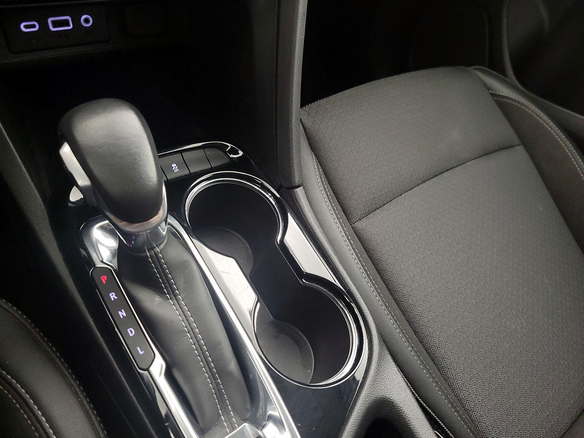 Thumbnail: 2022 Buick Encore GX - 16