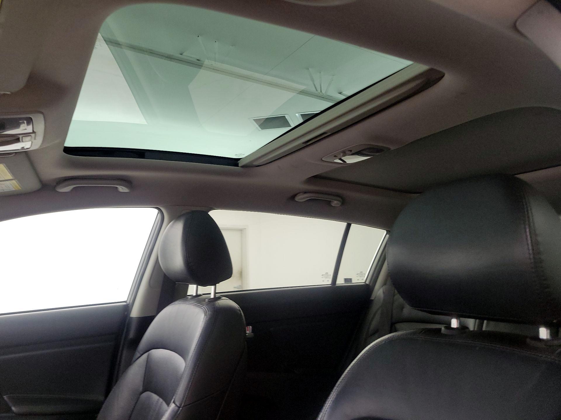 Thumbnail: 2016 Kia Sportage - 20