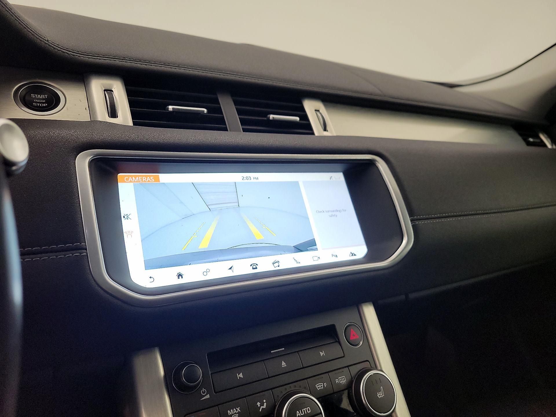 Thumbnail: 2017 Land Rover Range Rover Evoque - 15