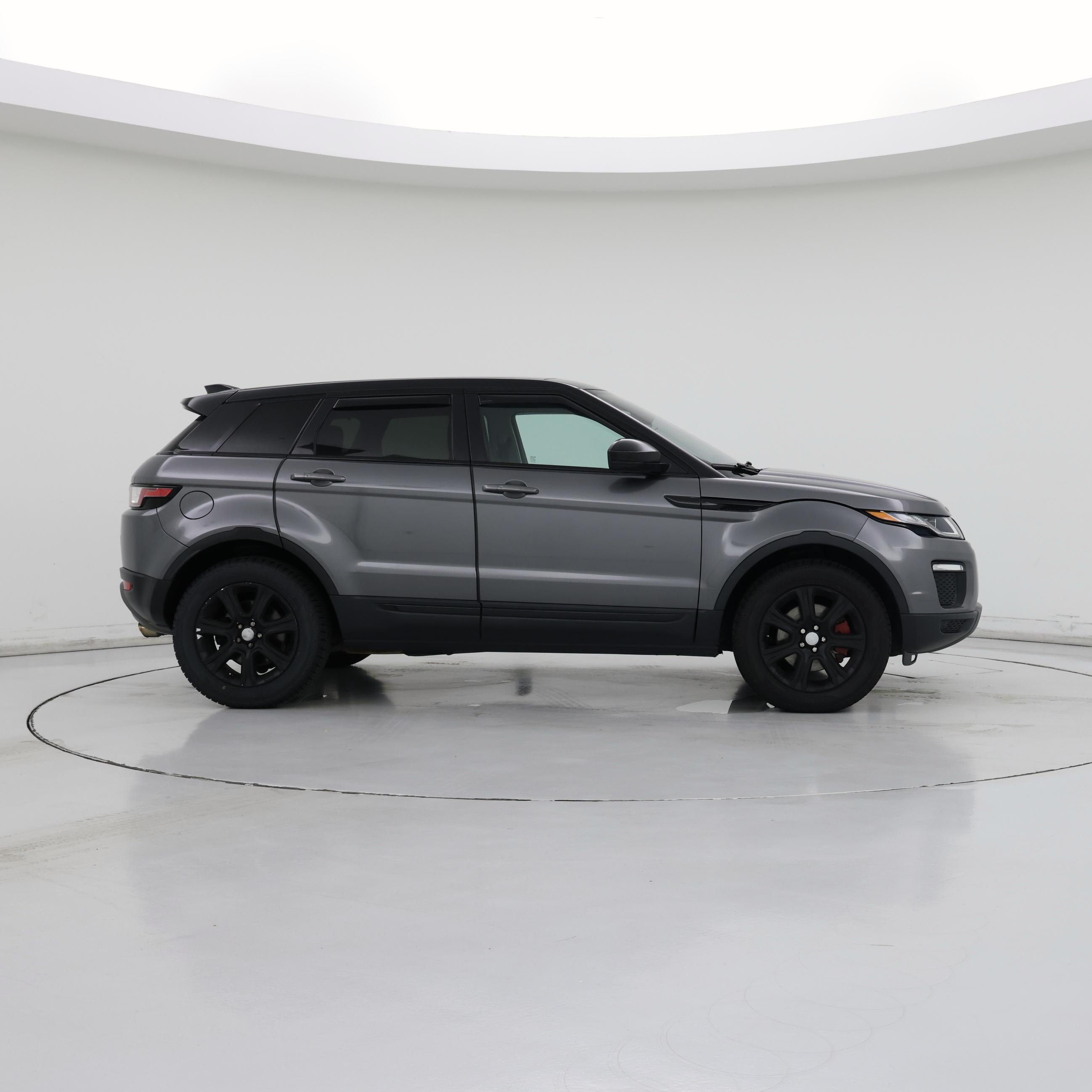 Thumbnail: 2017 Land Rover Range Rover Evoque - 7