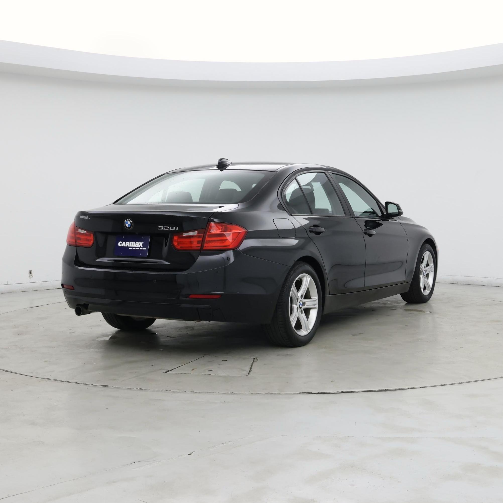 Thumbnail: 2015 BMW 3 Series - 8