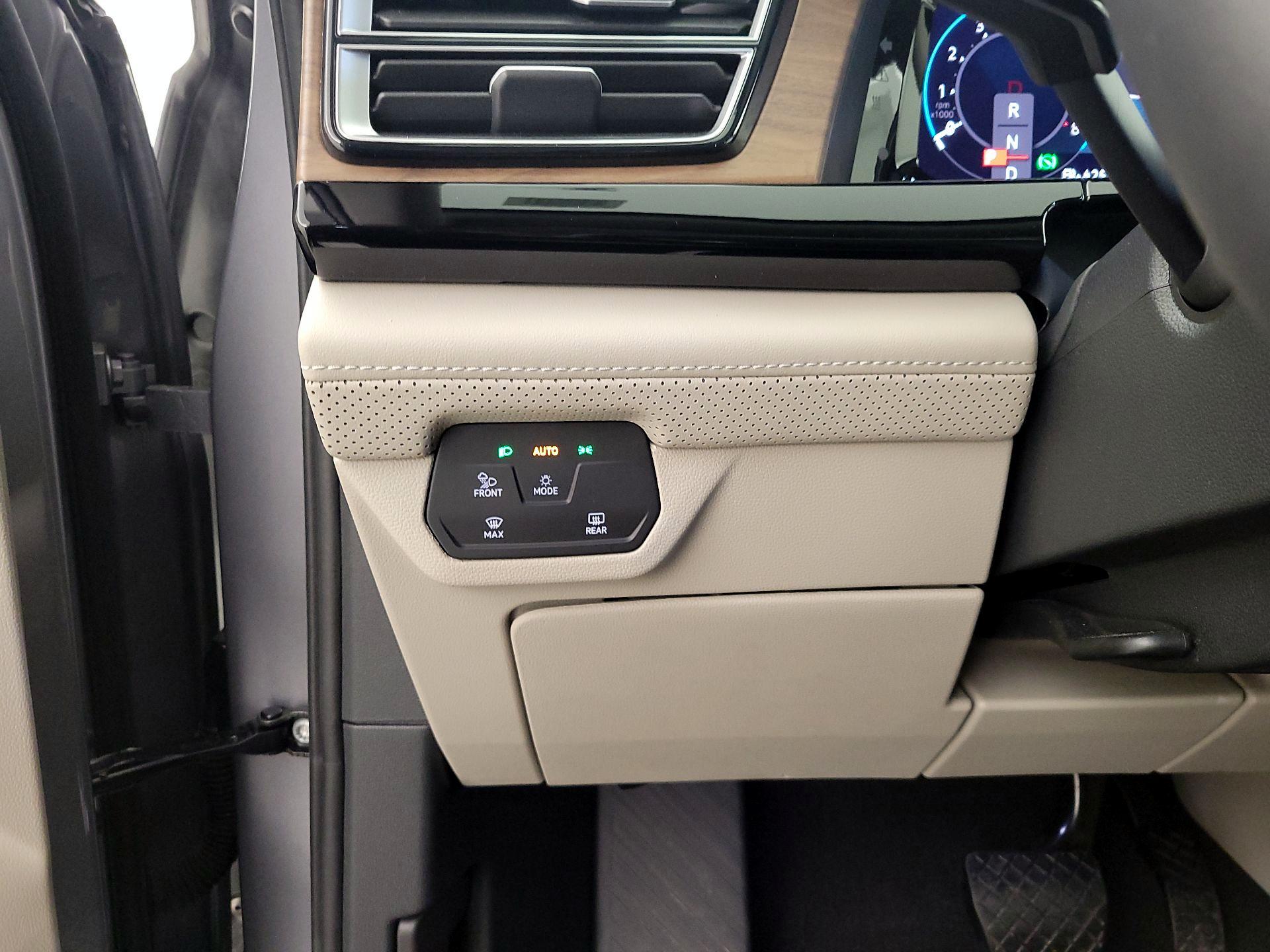 Thumbnail: 2024 Volkswagen Atlas - 13