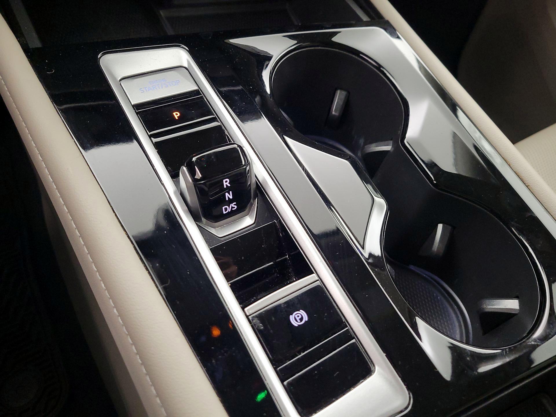 Thumbnail: 2024 Volkswagen Atlas - 17