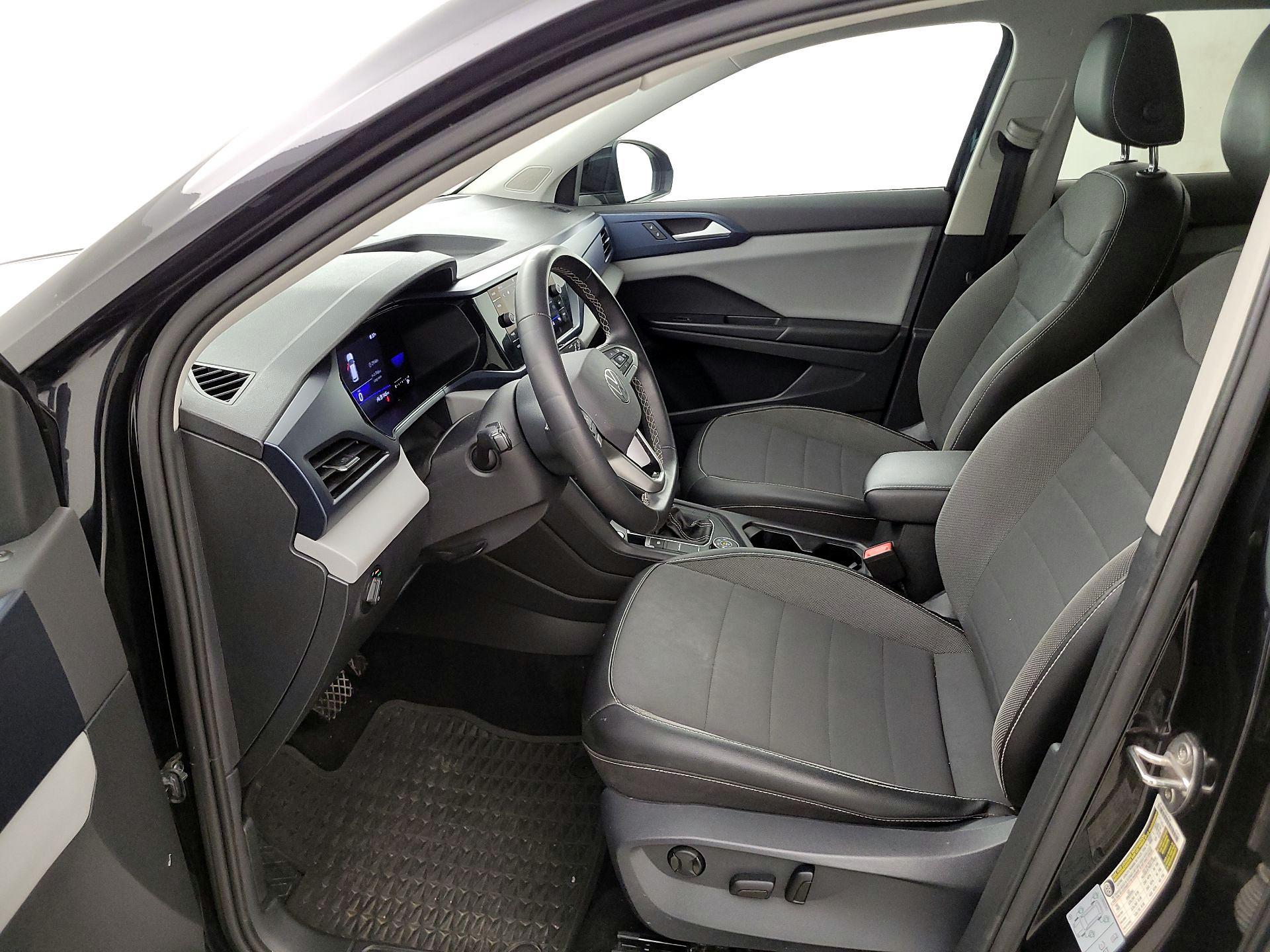 Thumbnail: 2022 Volkswagen Taos - 11