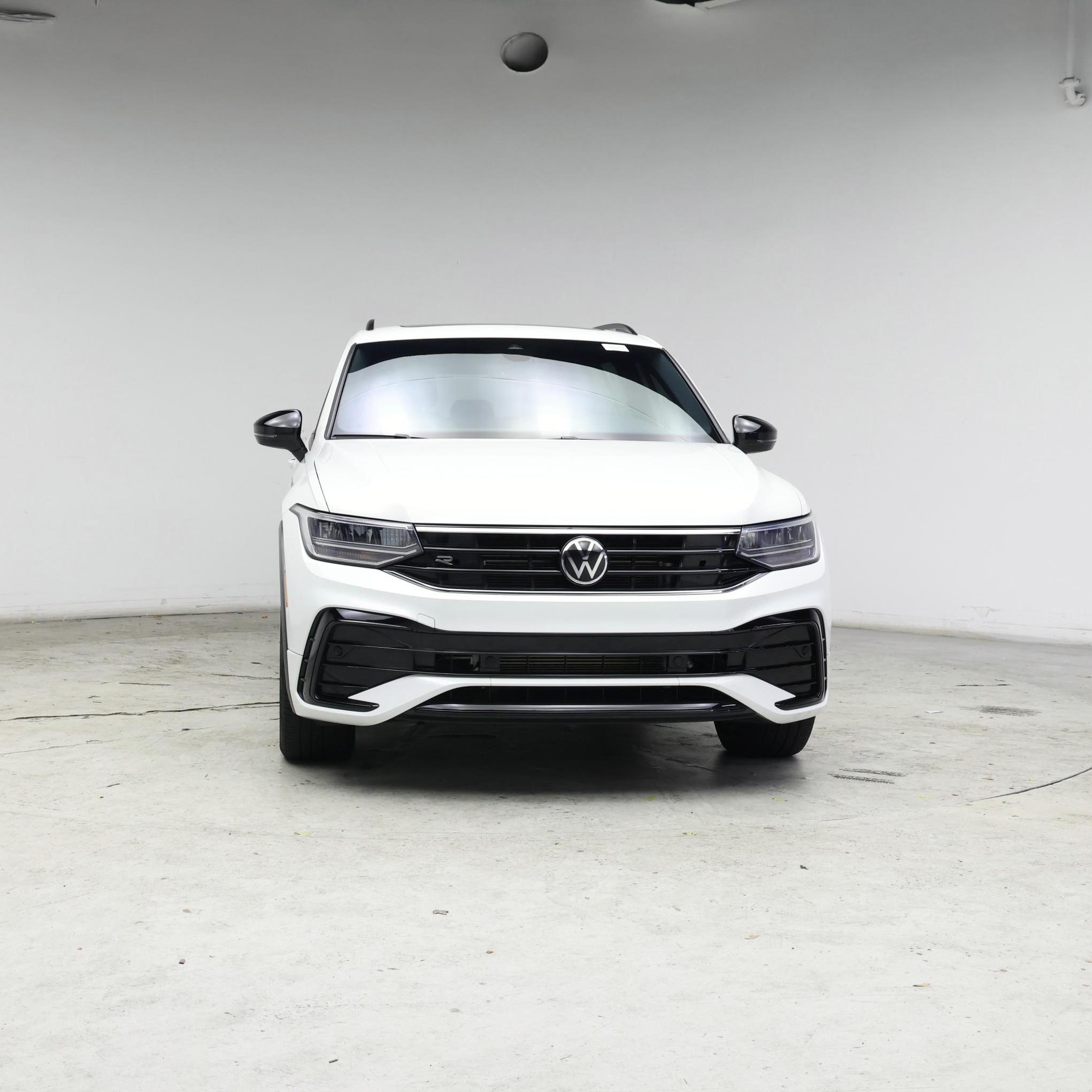 Thumbnail: 2023 Volkswagen Tiguan - 5