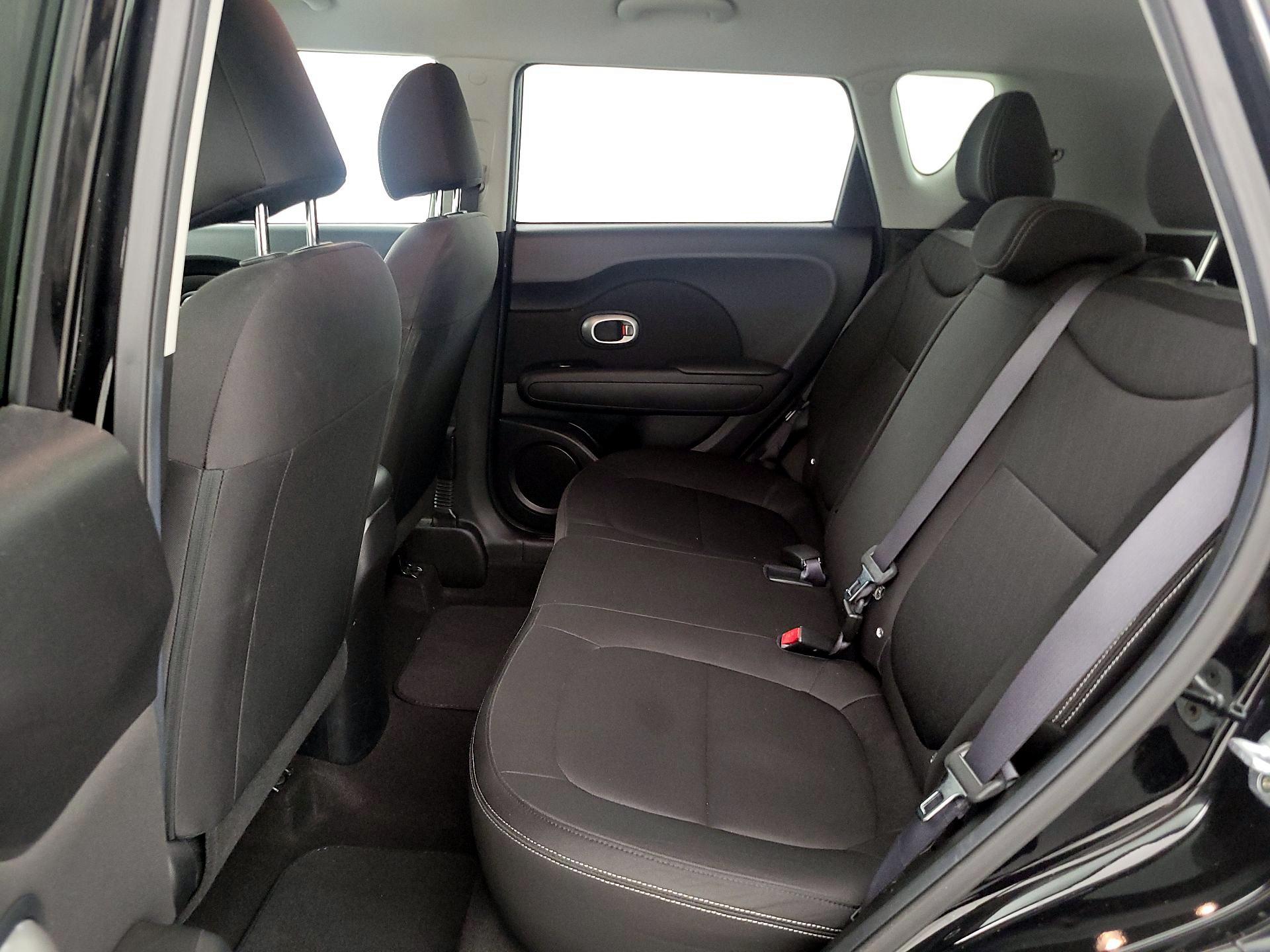 Thumbnail: 2018 Kia Soul - 18