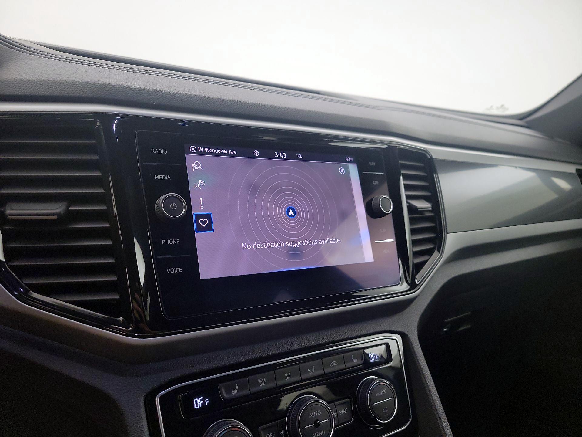 Thumbnail: 2021 Volkswagen Atlas - 14