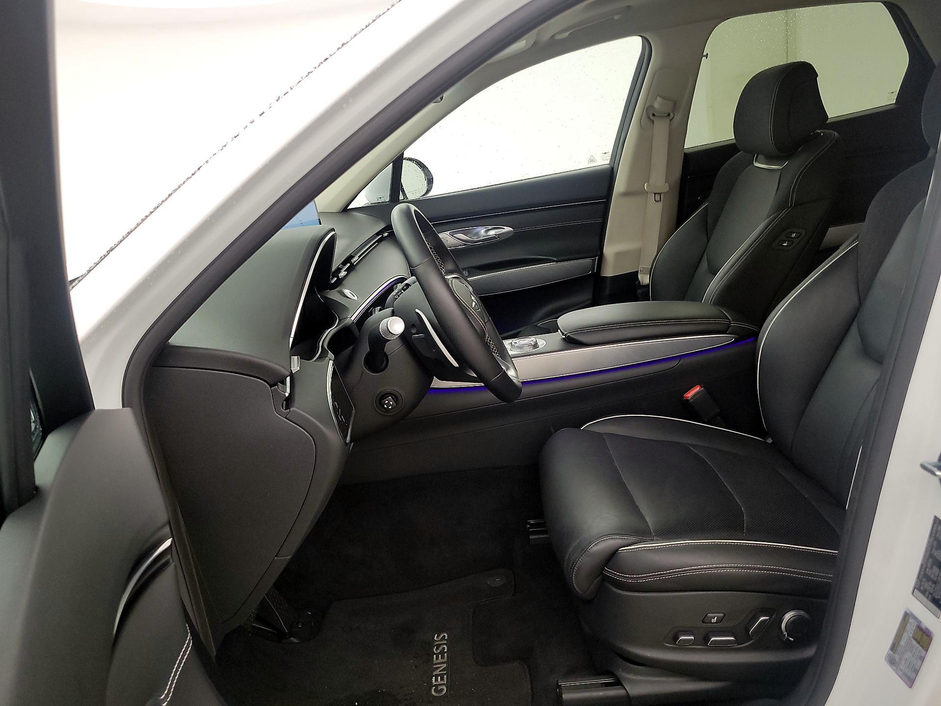Thumbnail: 2024 Genesis GV70 - 11