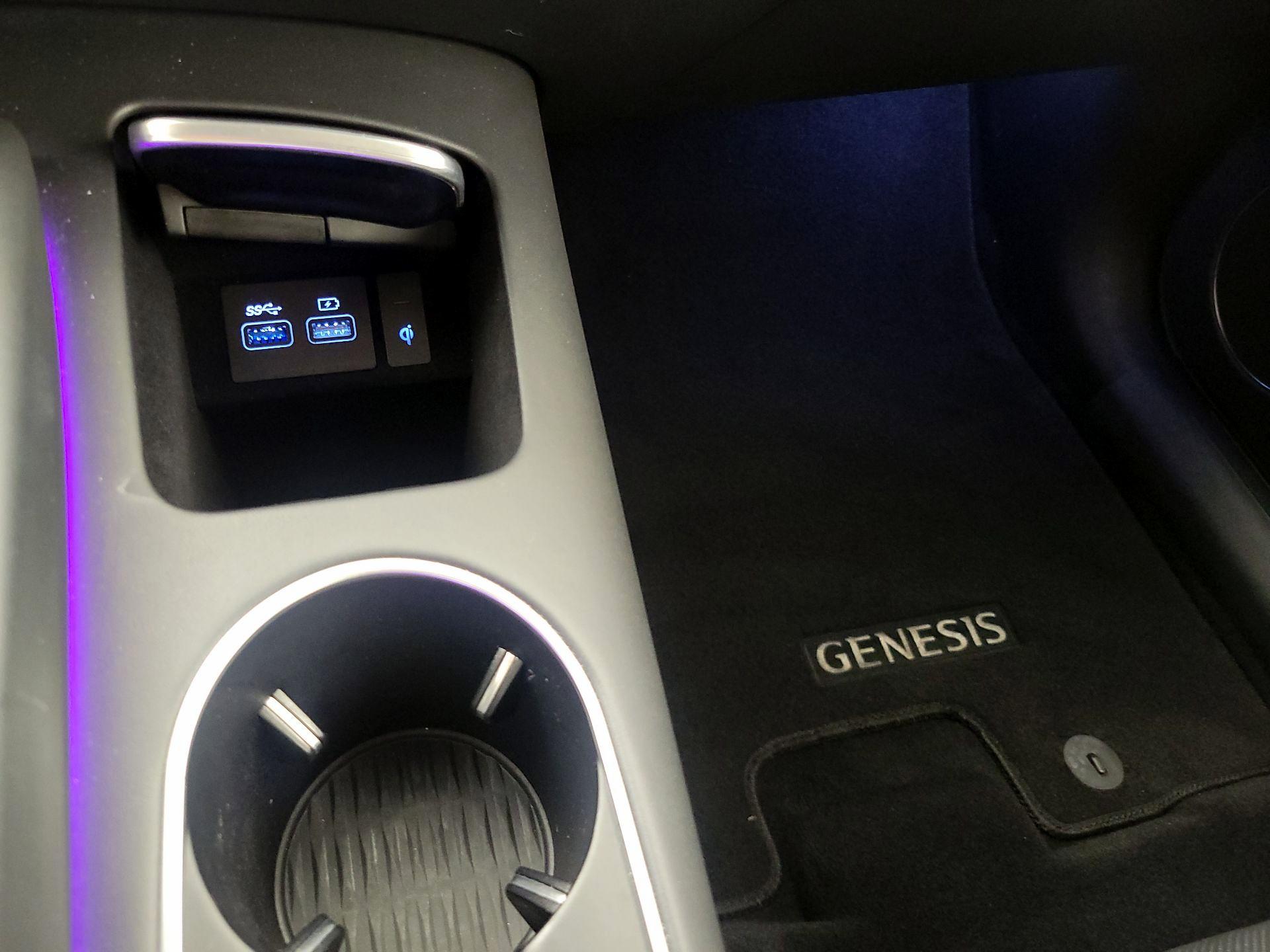 Thumbnail: 2024 Genesis GV70 - 19