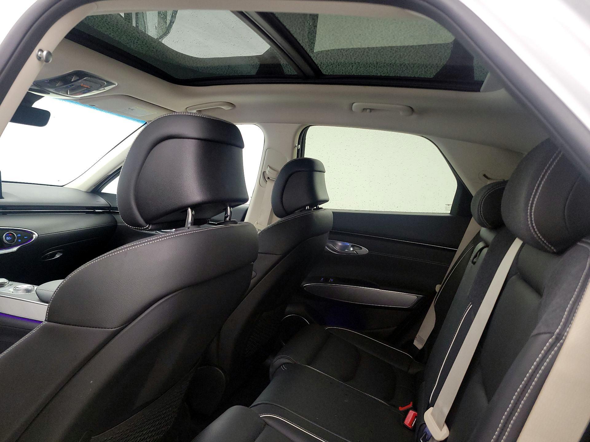 Thumbnail: 2024 Genesis GV70 - 20