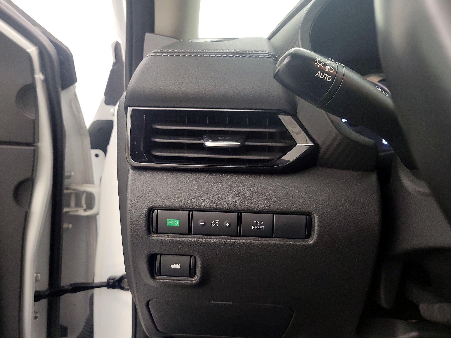 Thumbnail: 2022 Nissan Sentra - 13