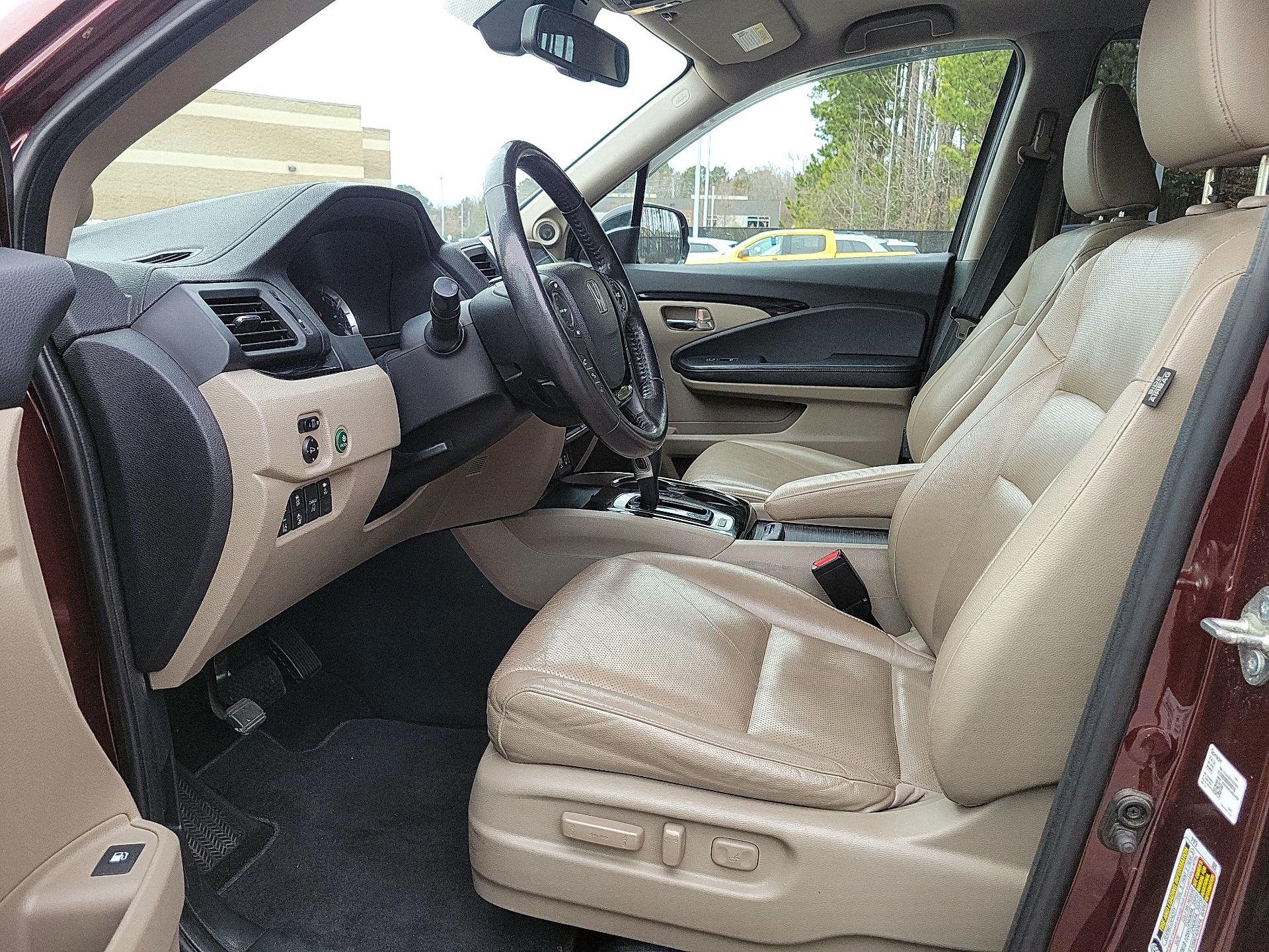 Thumbnail: 2018 Honda Ridgeline - 9