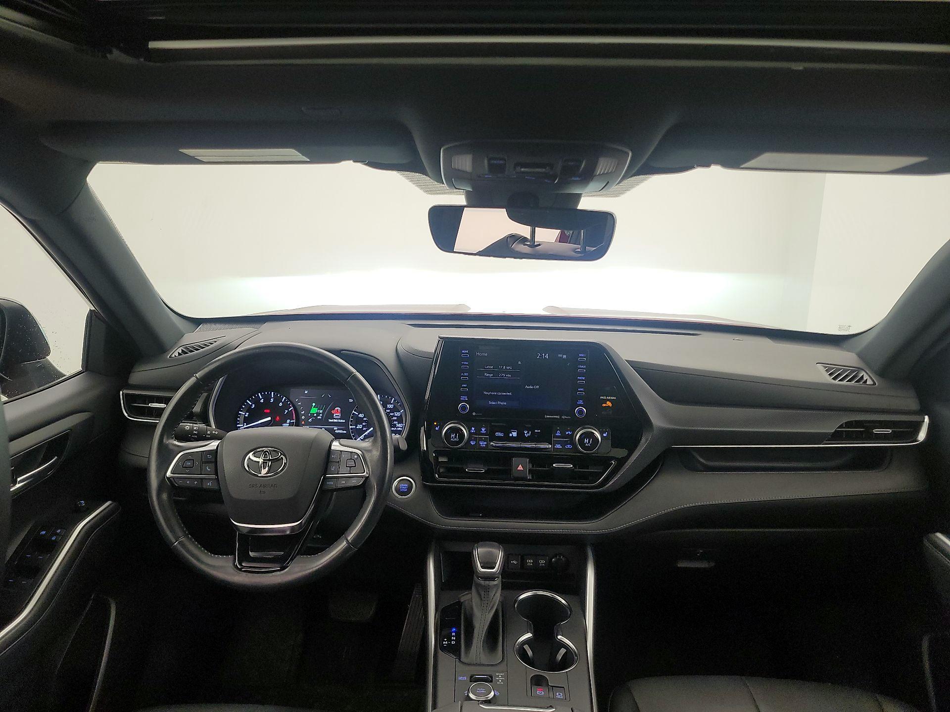 Thumbnail: 2021 Toyota Highlander - 9