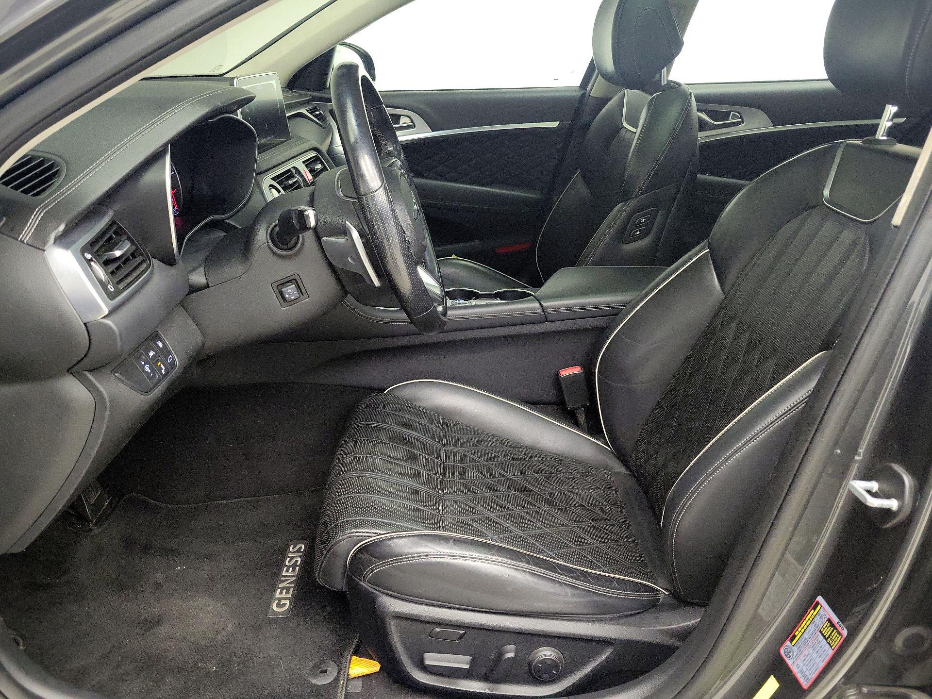 Thumbnail: 2019 Genesis G70 - 20