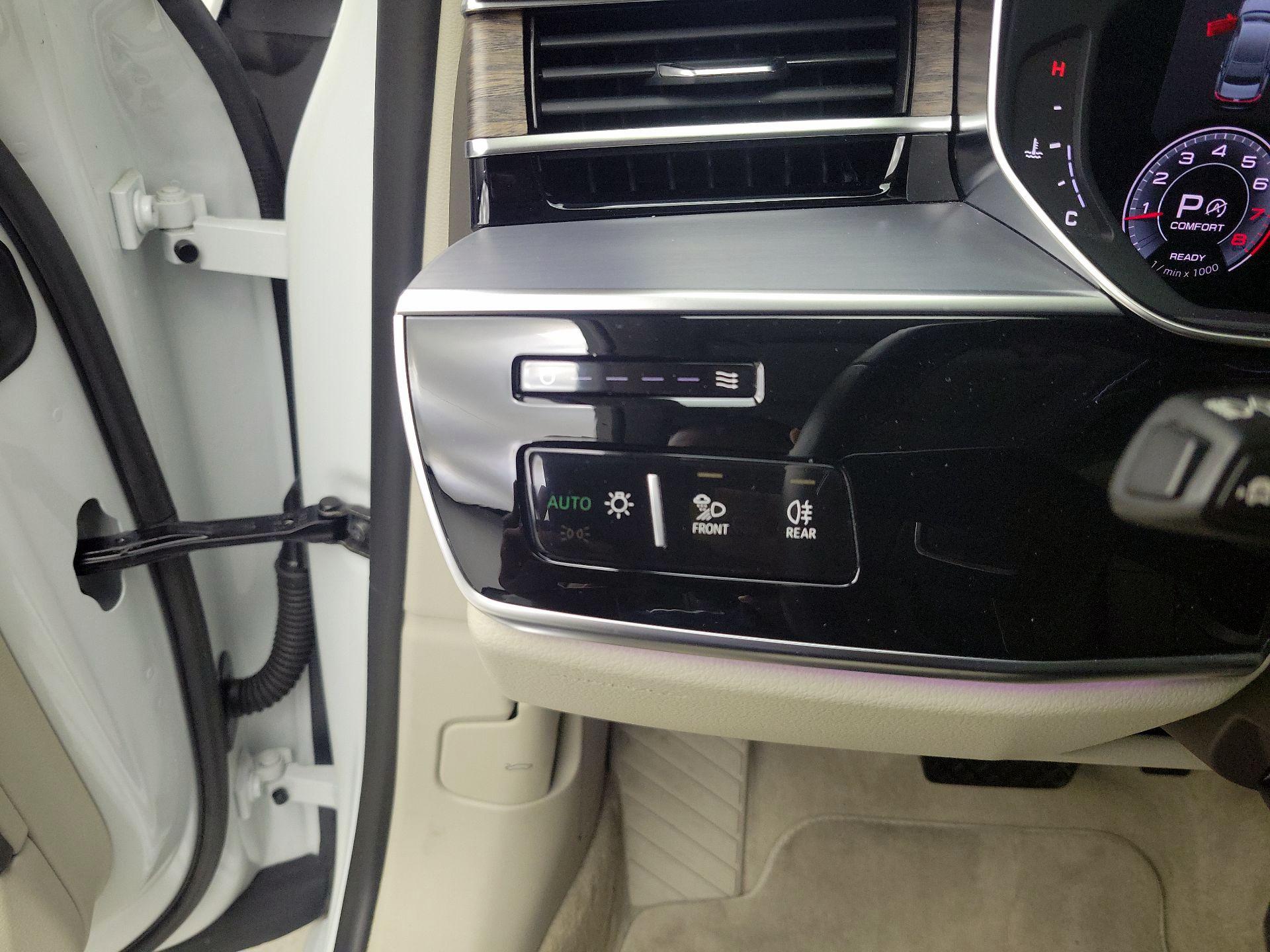 Thumbnail: 2021 Audi A8 - 13