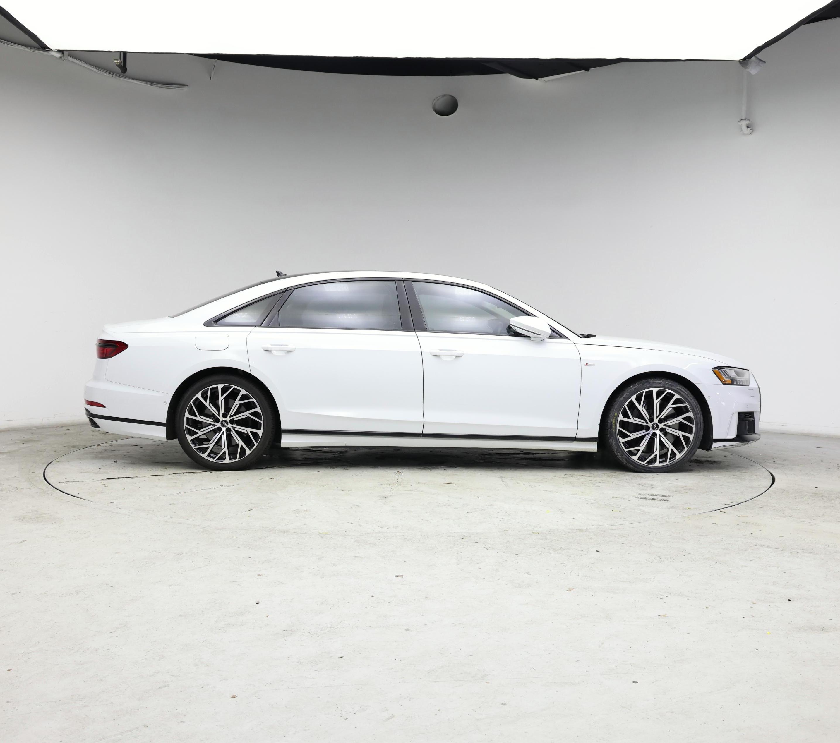 Thumbnail: 2021 Audi A8 - 7