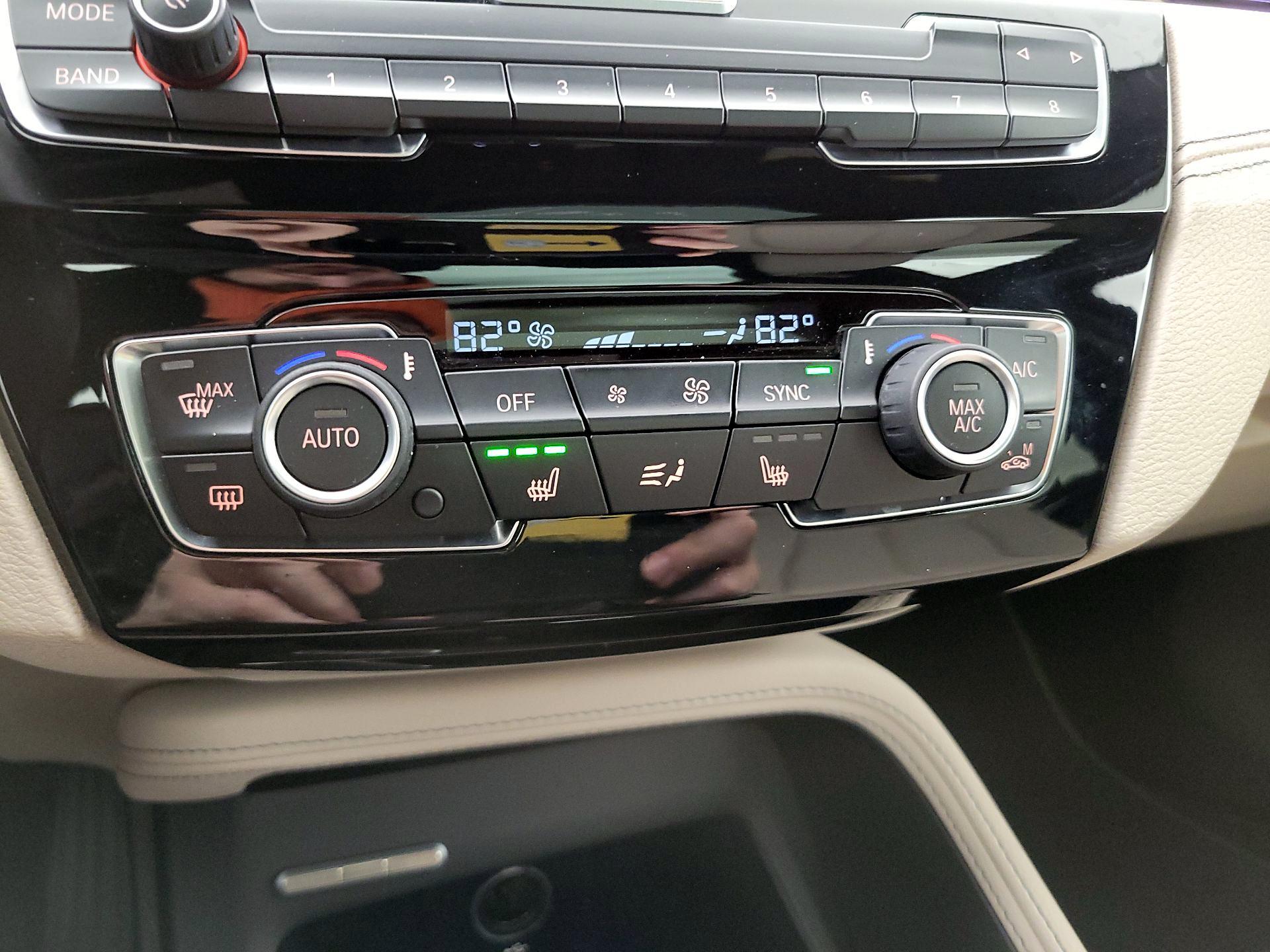 Thumbnail: 2021 BMW X1 - 17