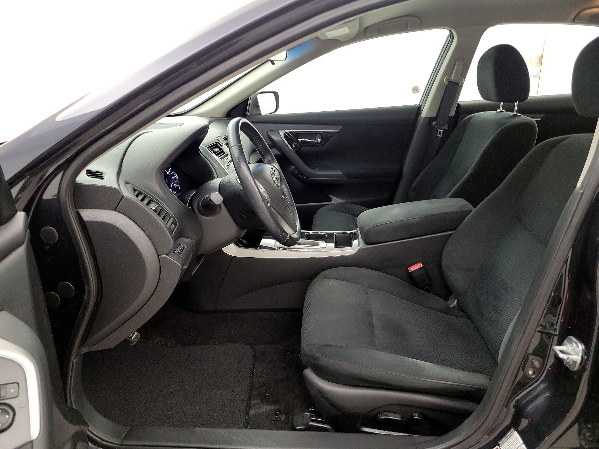 Thumbnail: 2014 Nissan Altima - 11